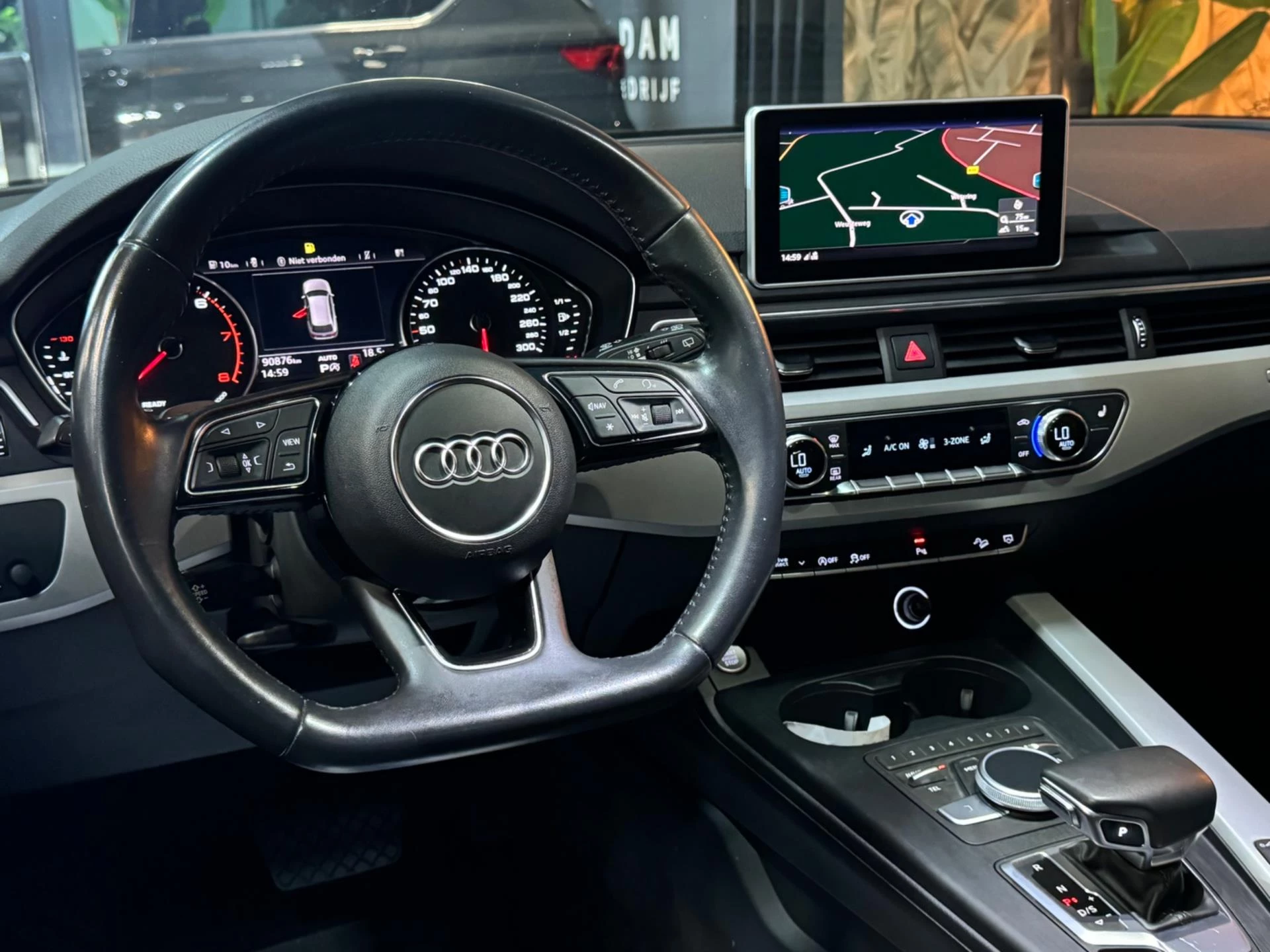 Hoofdafbeelding Audi A4