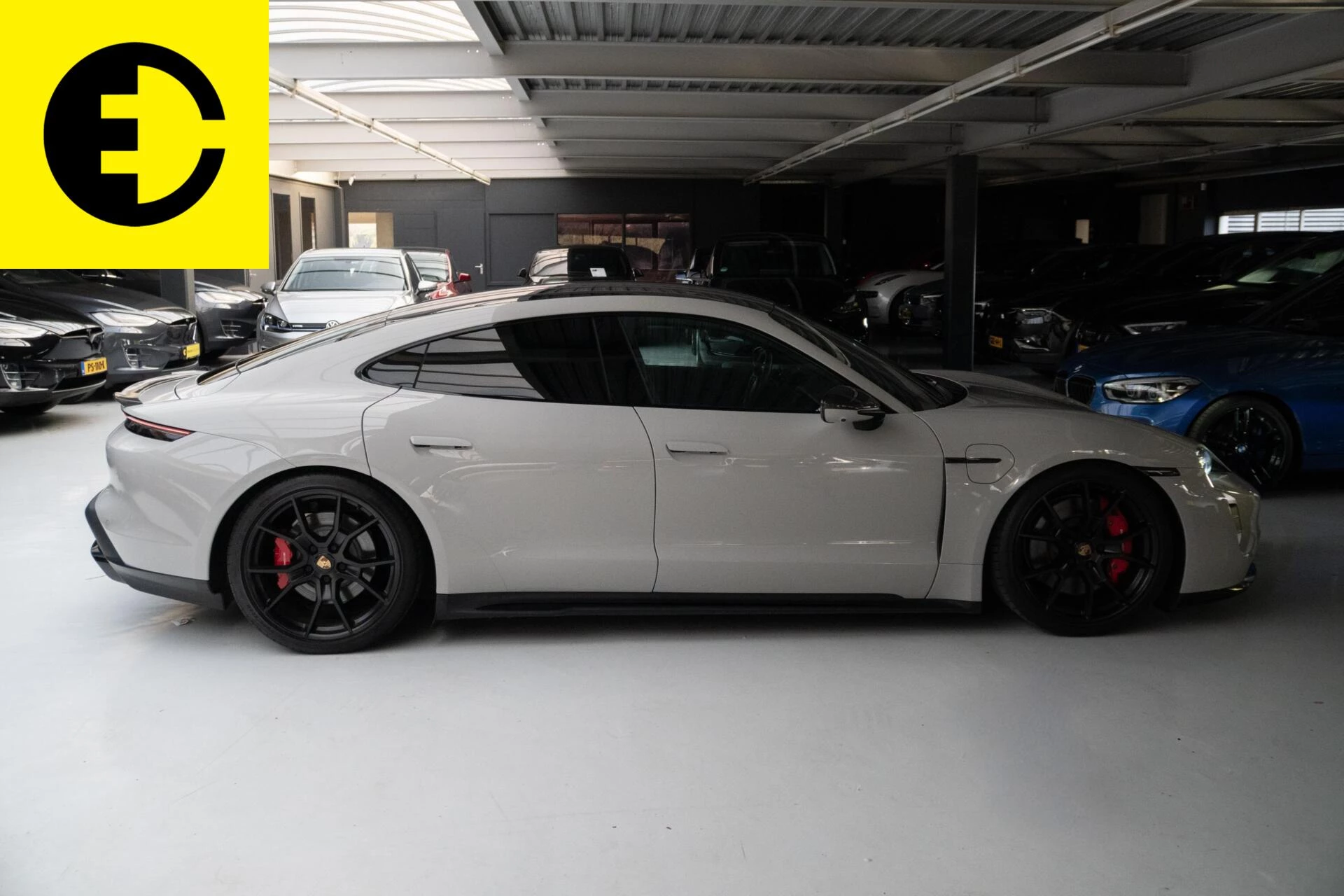 Hoofdafbeelding Porsche Taycan