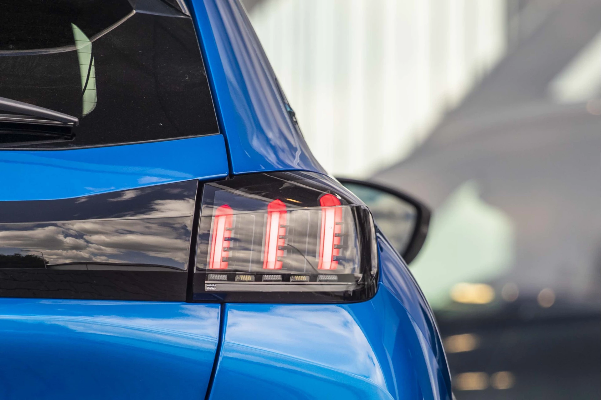 Hoofdafbeelding Peugeot e-208