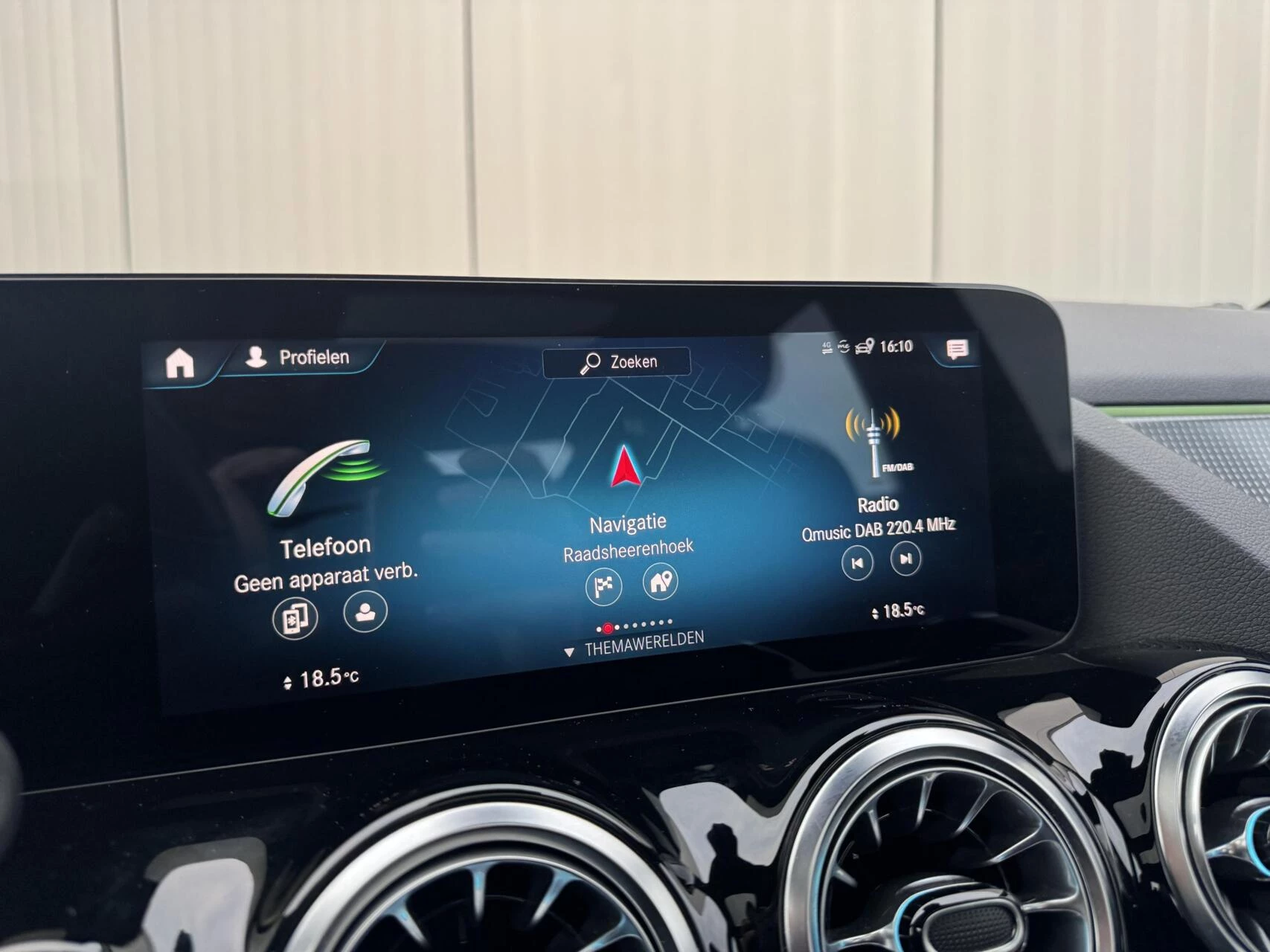 Hoofdafbeelding Mercedes-Benz EQA