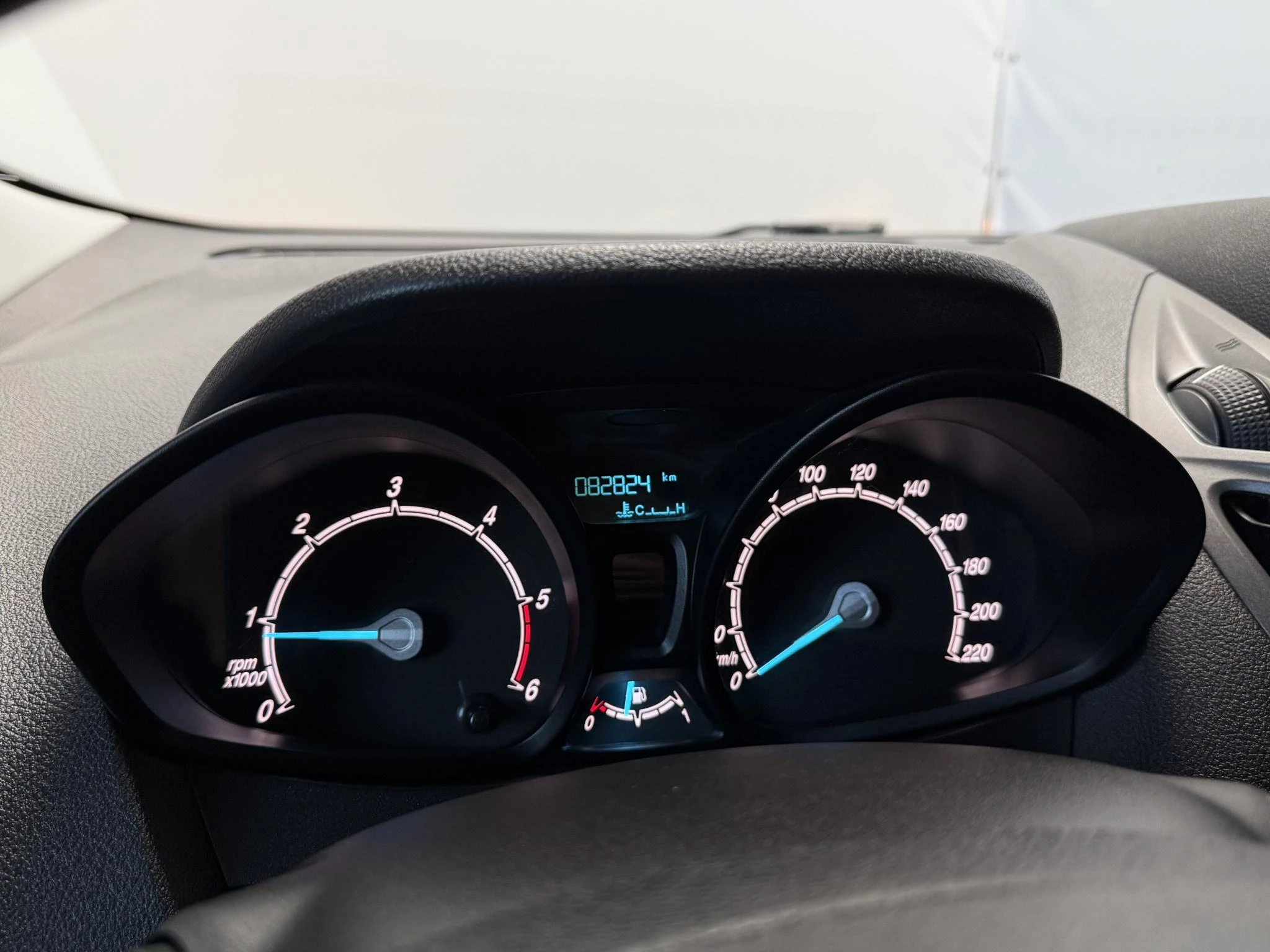 Hoofdafbeelding Ford Transit Courier