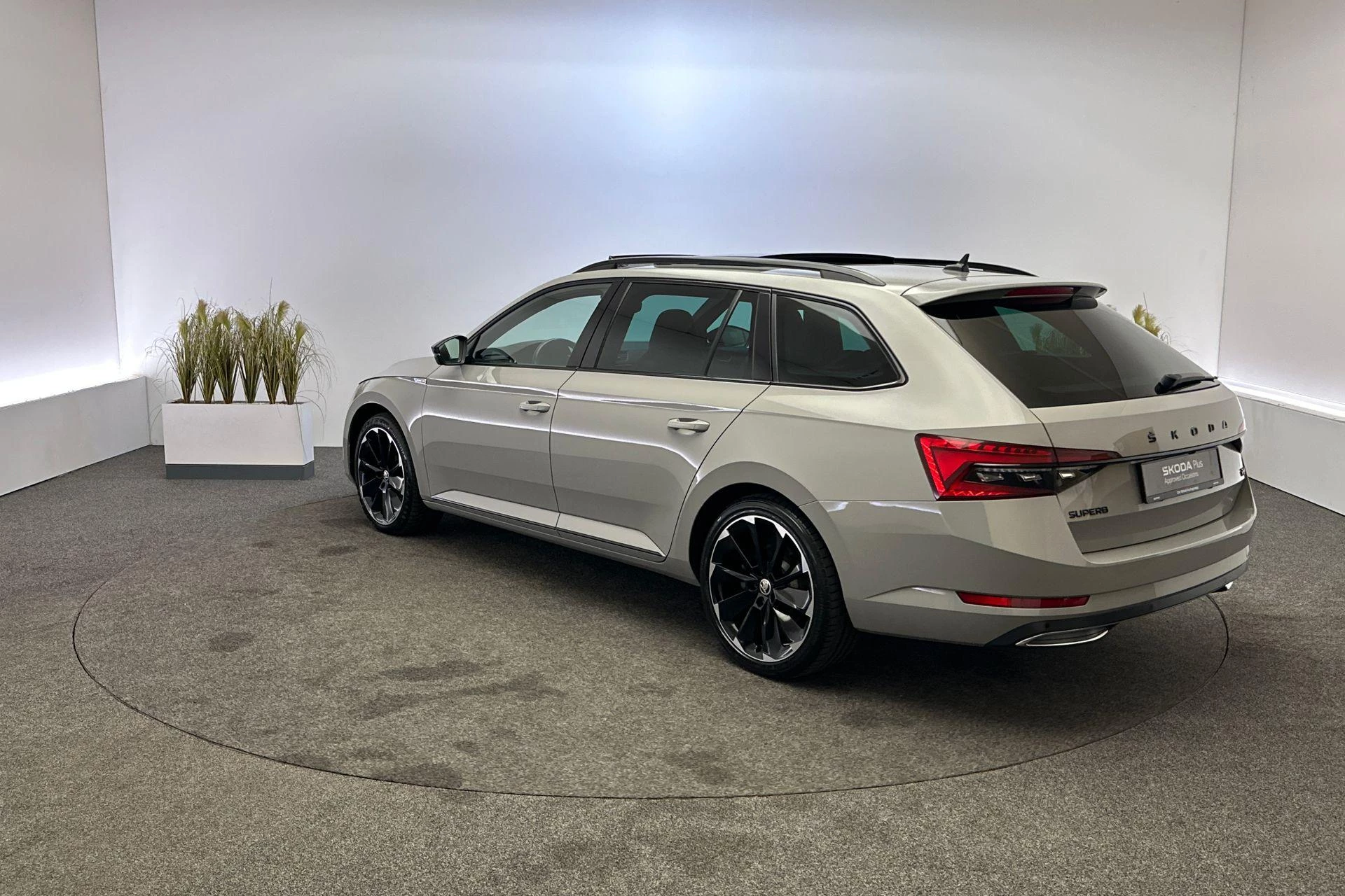 Hoofdafbeelding Škoda Superb