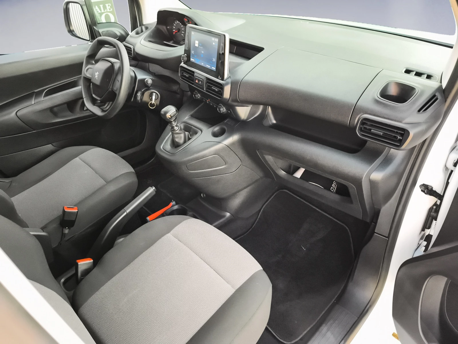 Hoofdafbeelding Peugeot Partner