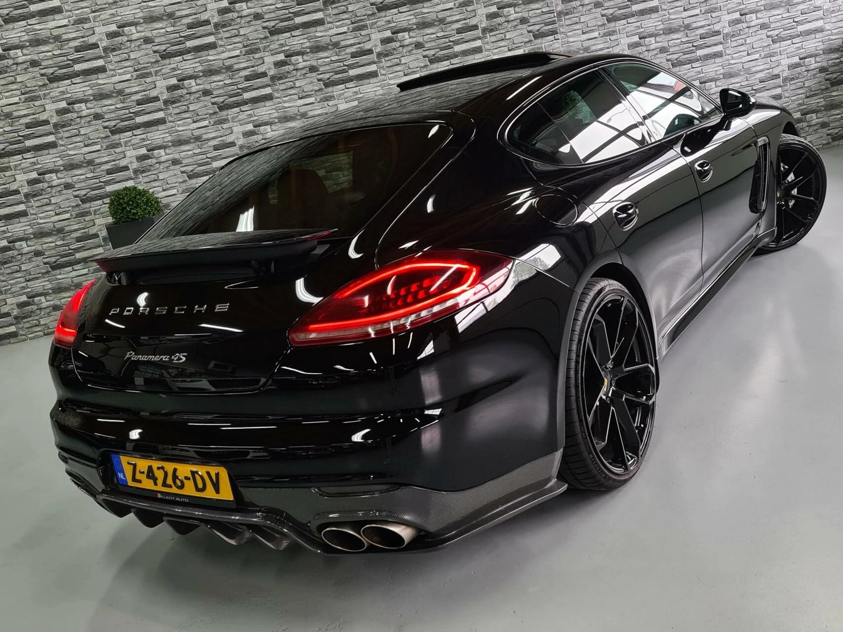 Hoofdafbeelding Porsche Panamera