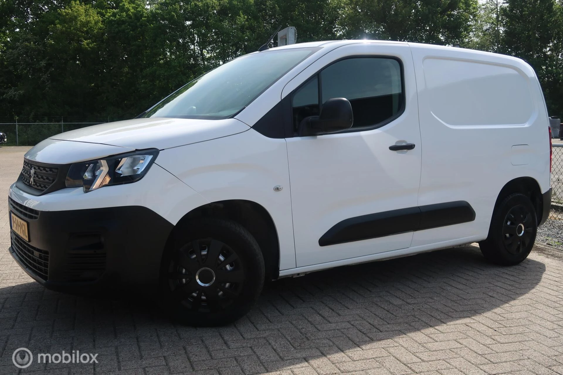 Hoofdafbeelding Peugeot Partner