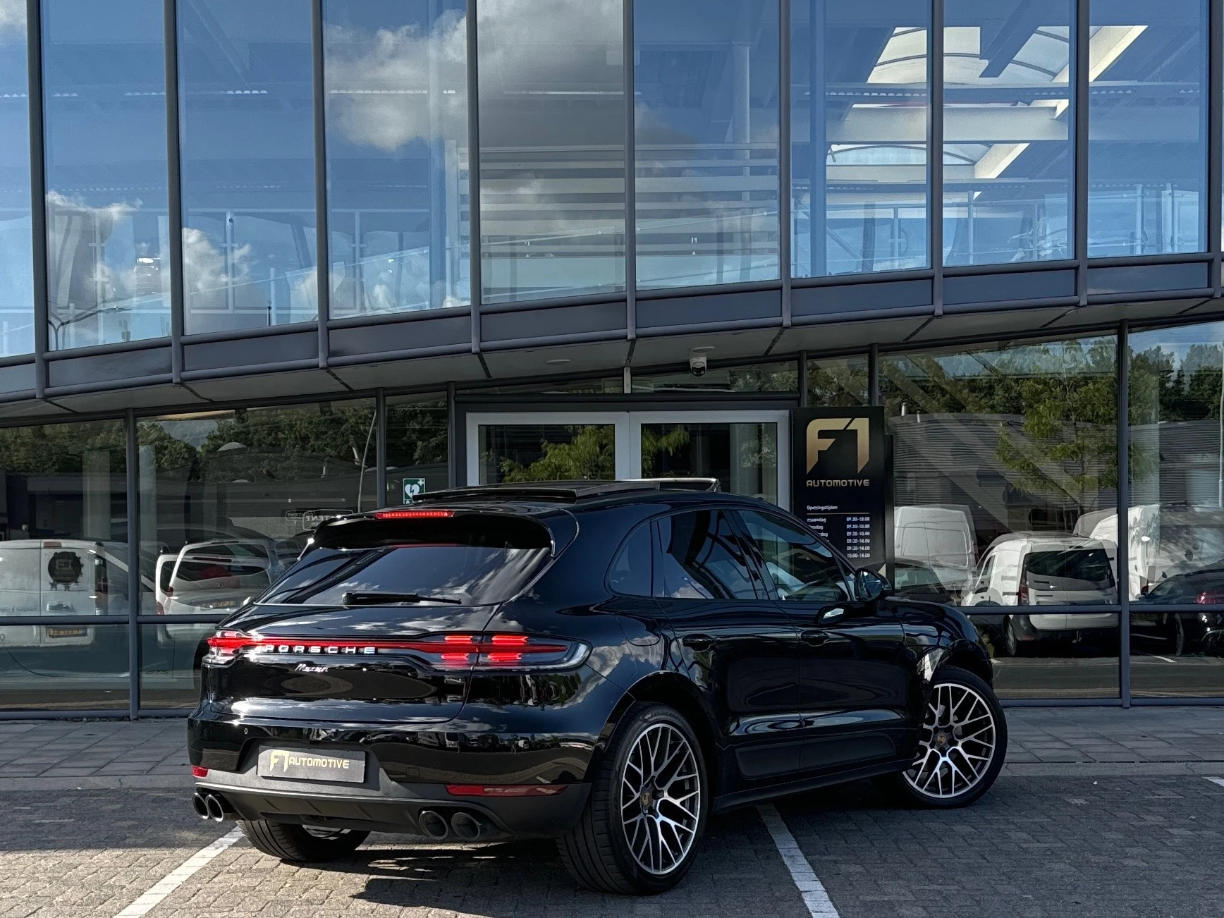 Hoofdafbeelding Porsche Macan