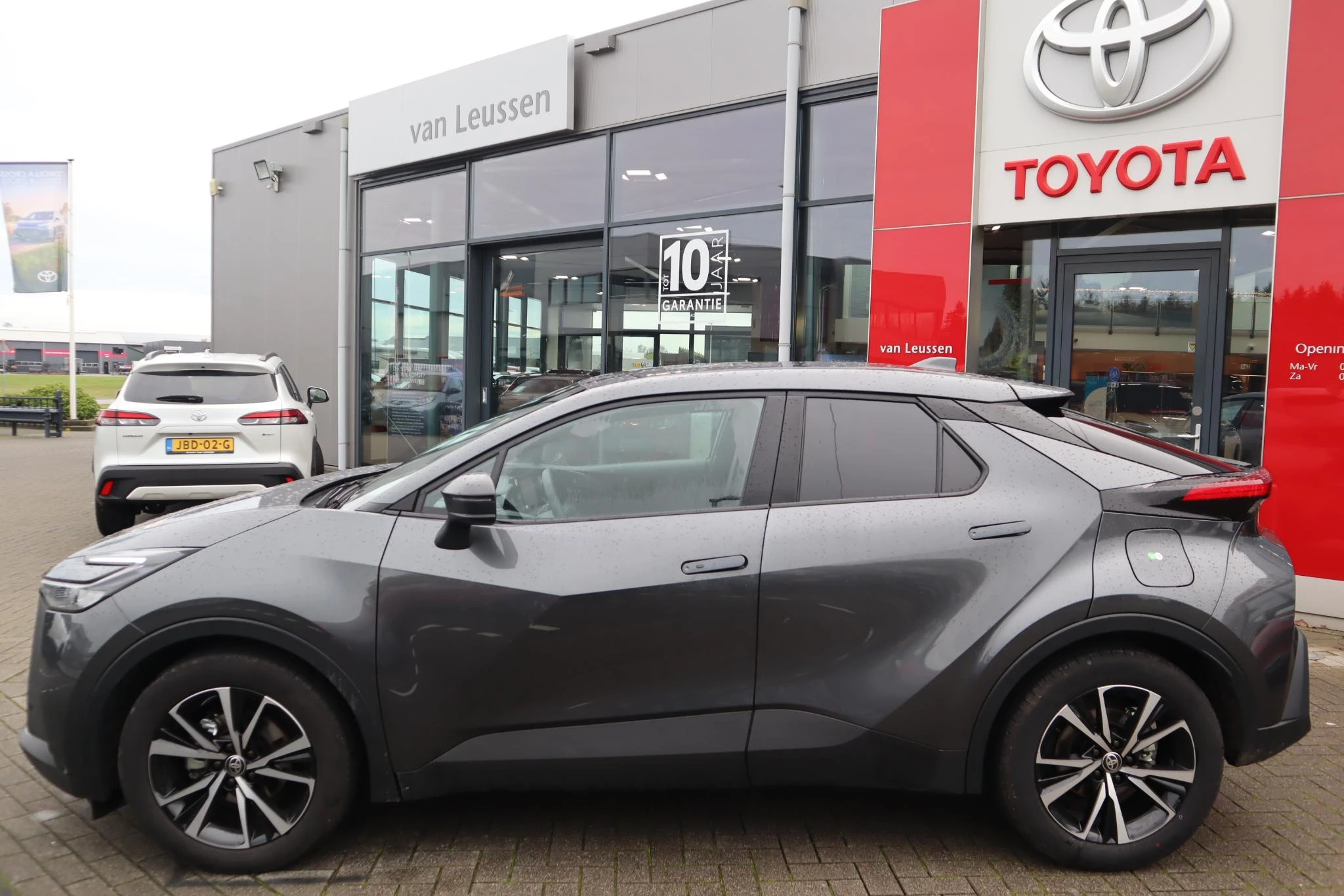 Hoofdafbeelding Toyota C-HR