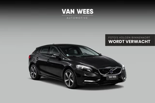 Volvo V40 1.6 T2 | R-design velgen | 120 pk | Xenon | Stoelverwarming | Cruise control | PDC | Climate control | Sportstuur | 17 inch | 3e eigenaar | Origineel
