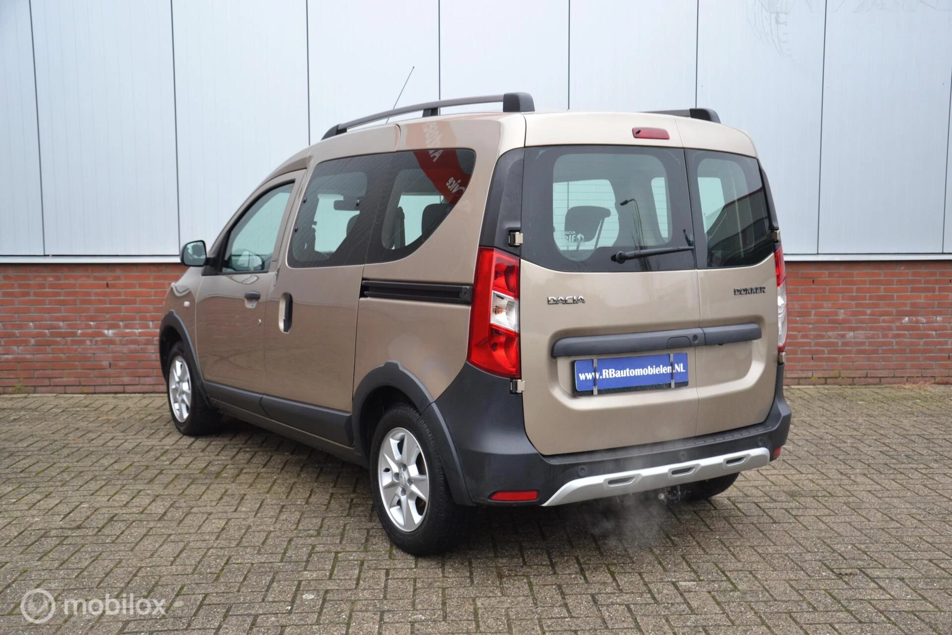 Hoofdafbeelding Dacia Dokker