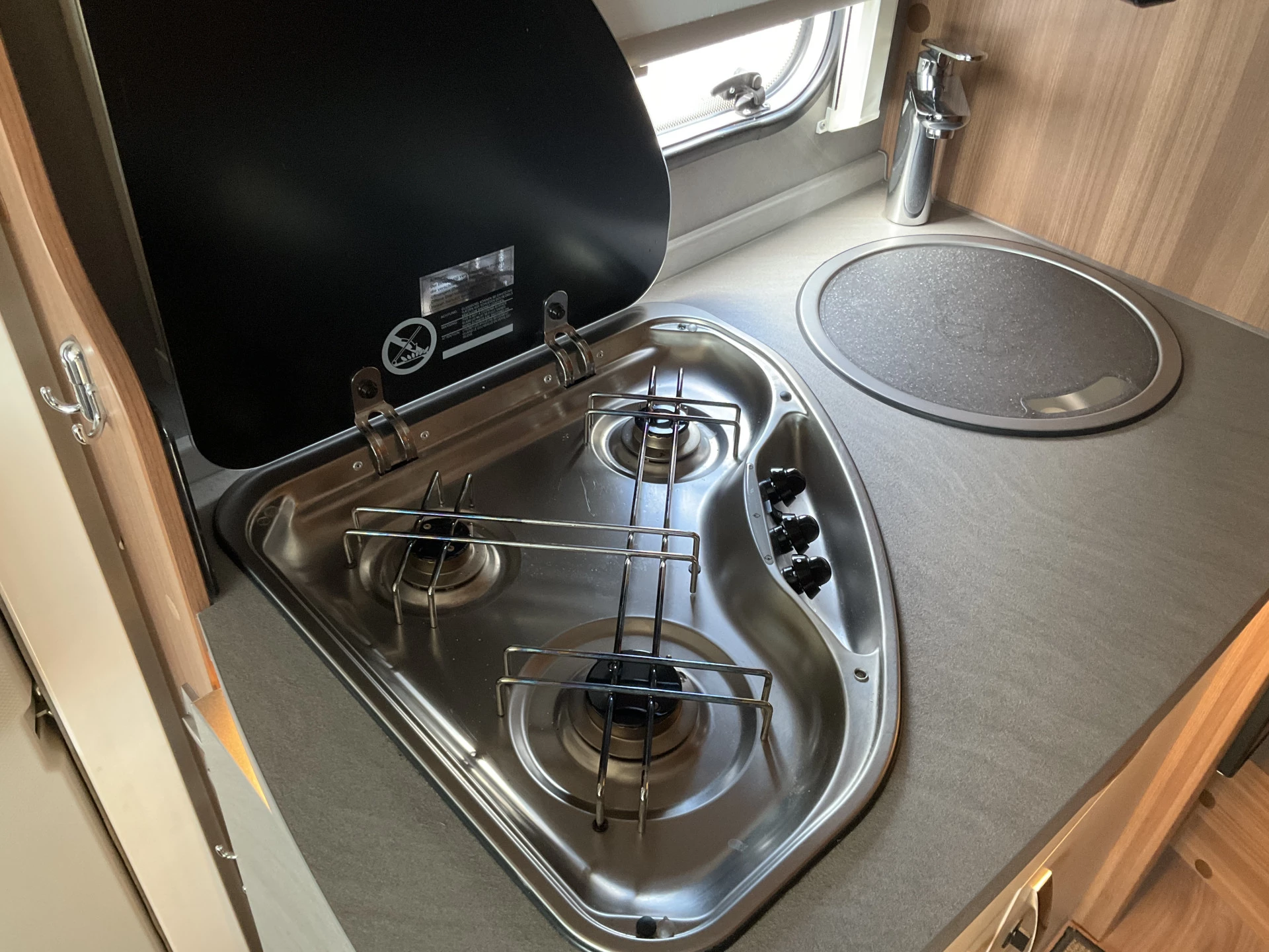 Hoofdafbeelding Weinsberg R57