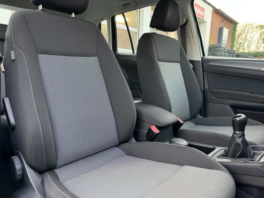 Hoofdafbeelding Volkswagen Golf Sportsvan