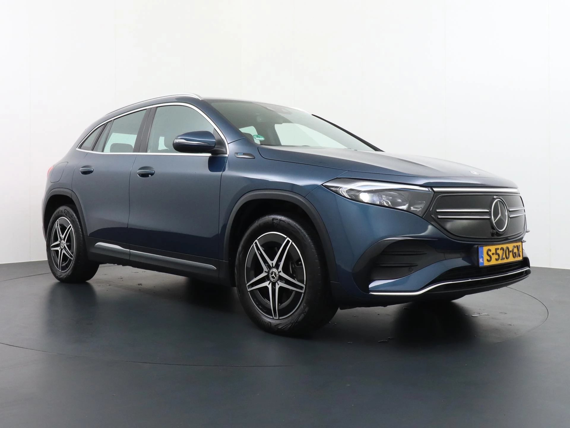 Hoofdafbeelding Mercedes-Benz EQA