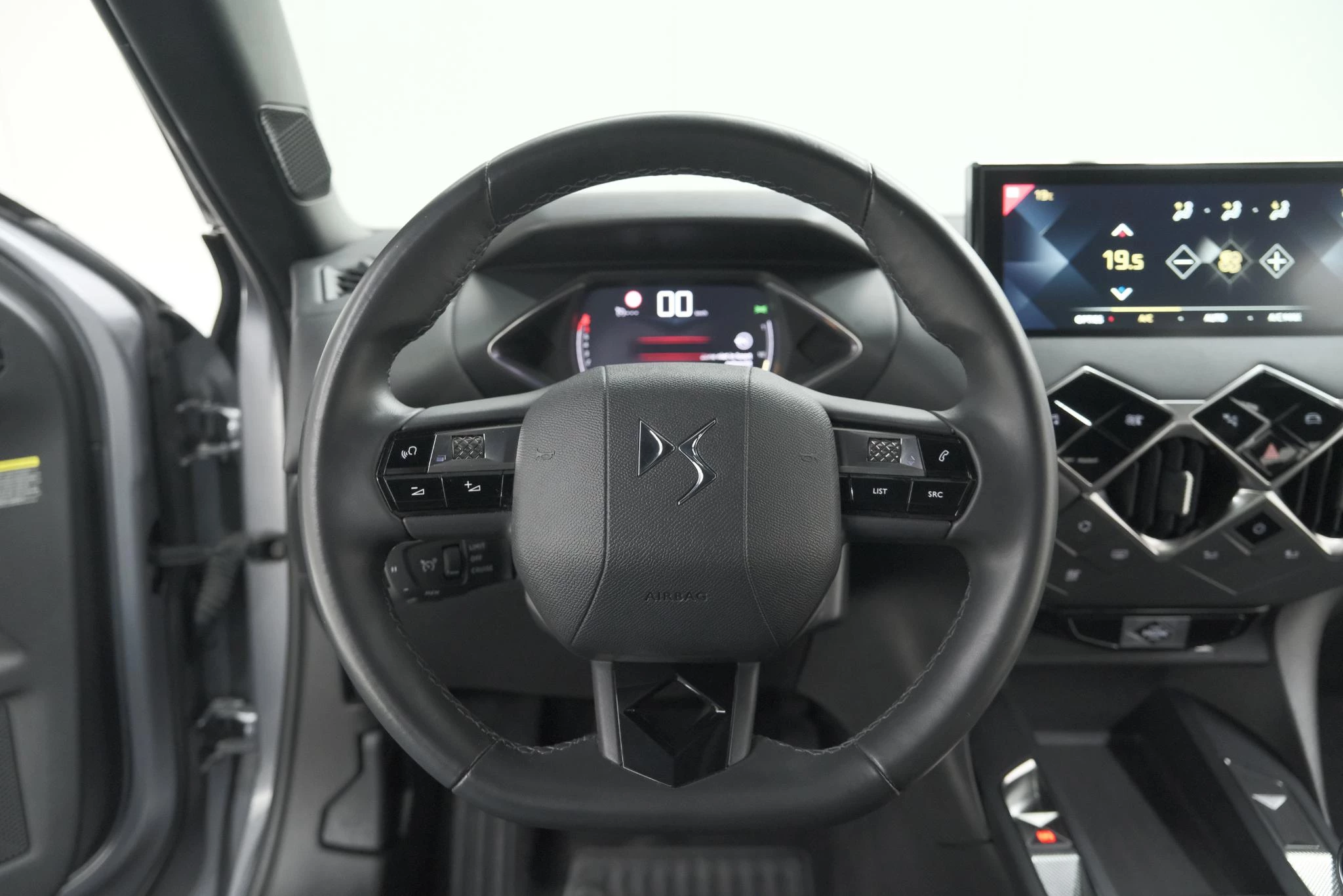 Hoofdafbeelding DS DS 3