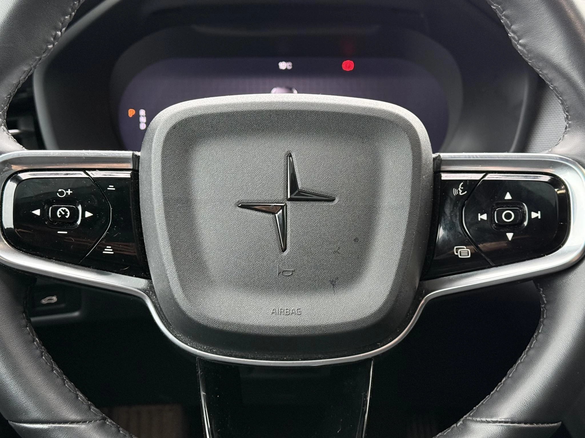 Hoofdafbeelding Polestar 2