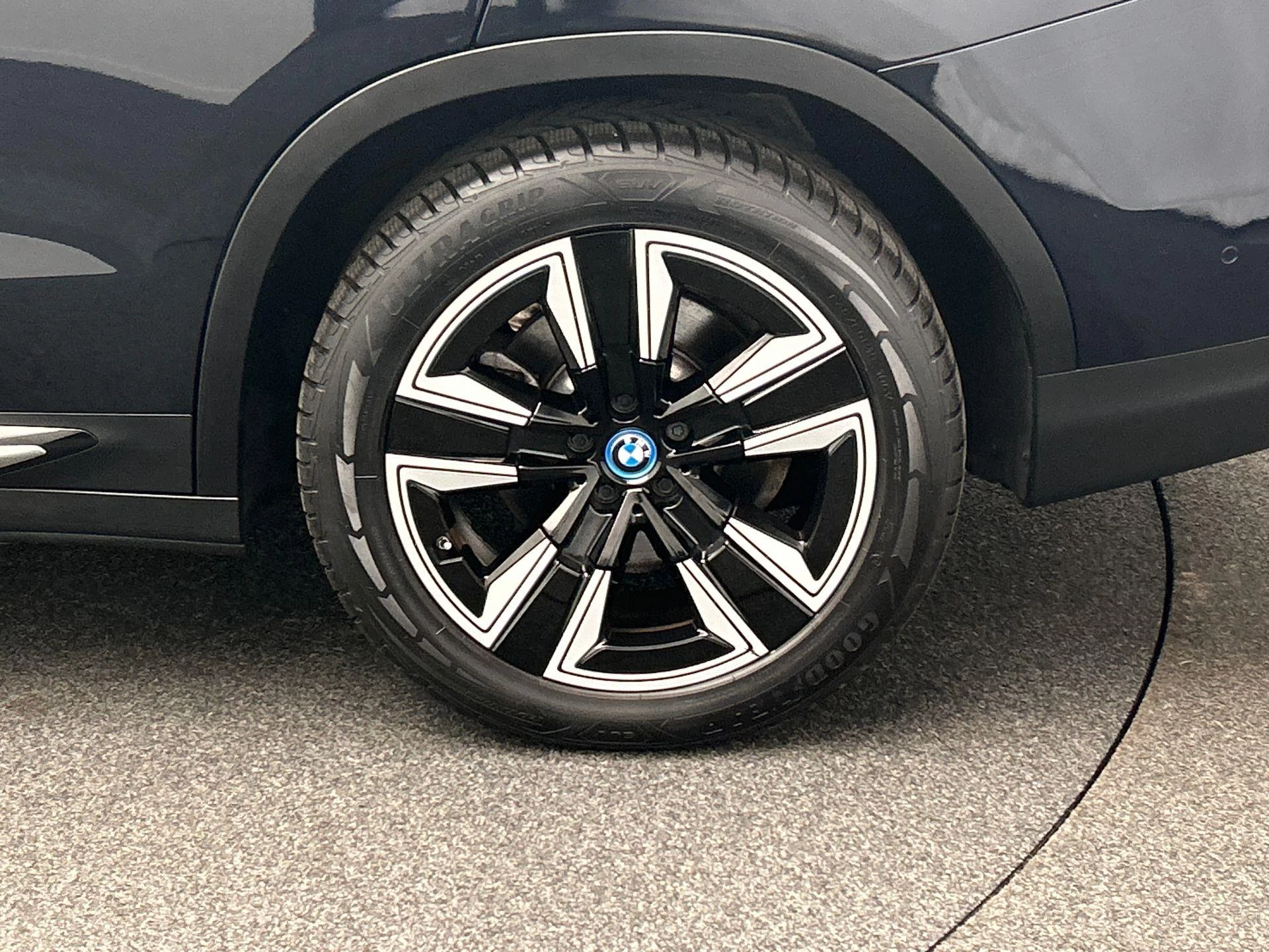 Hoofdafbeelding BMW iX3