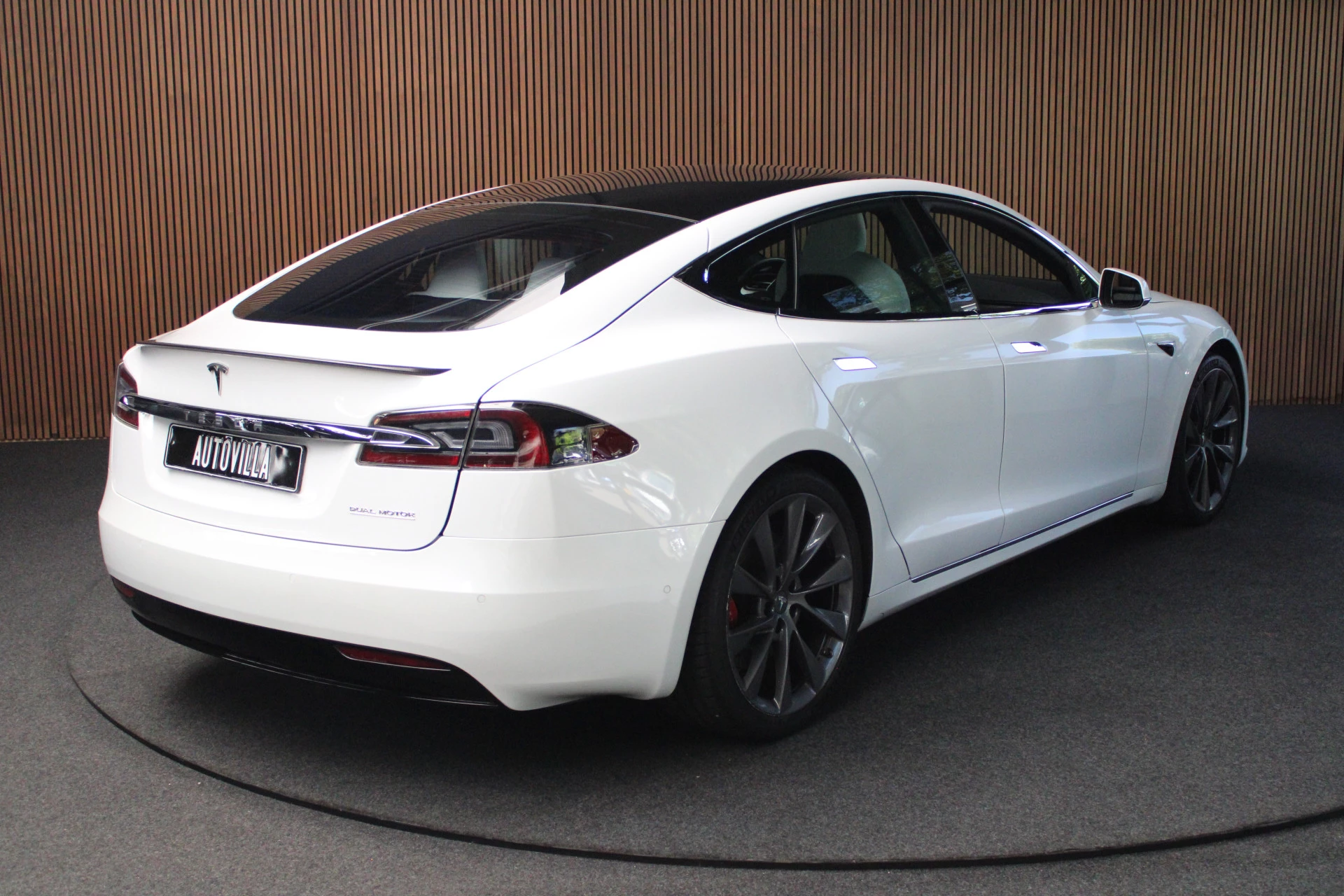 Hoofdafbeelding Tesla Model S