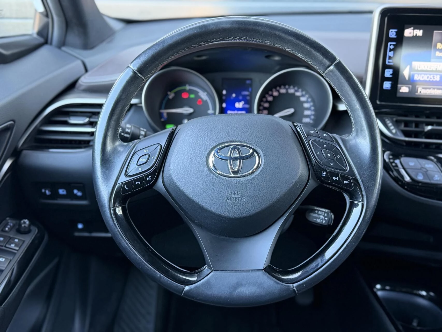 Hoofdafbeelding Toyota C-HR