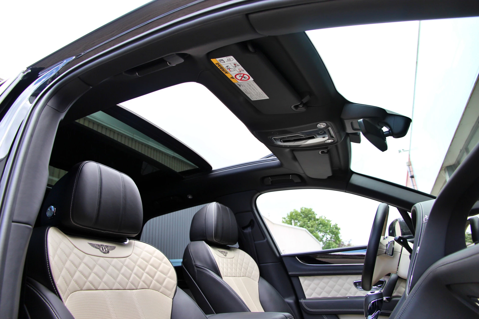Hoofdafbeelding Bentley Bentayga