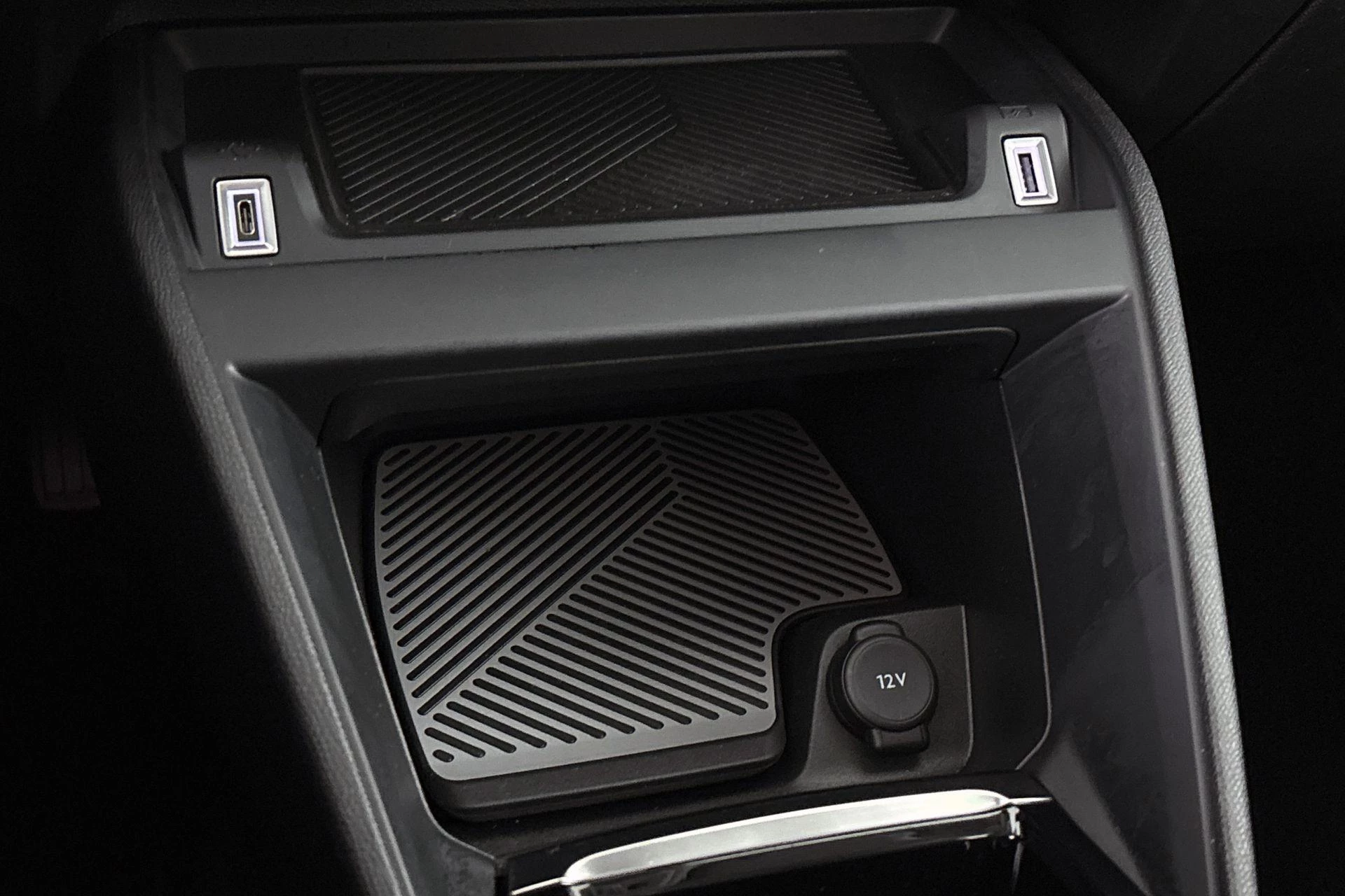 Hoofdafbeelding Citroën ë-C4