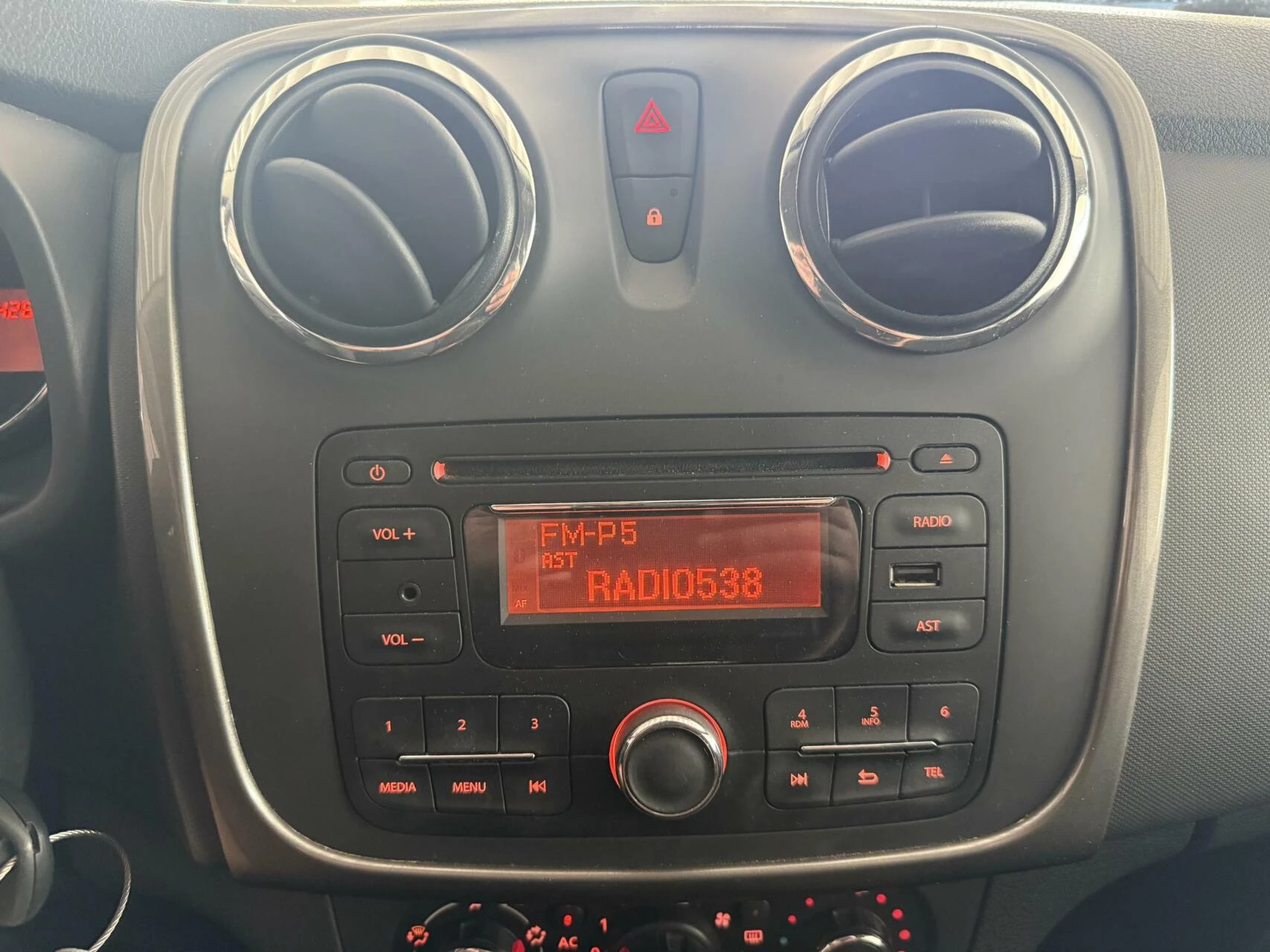 Hoofdafbeelding Dacia Sandero