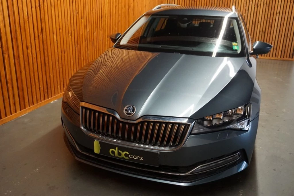 Hoofdafbeelding Škoda Superb