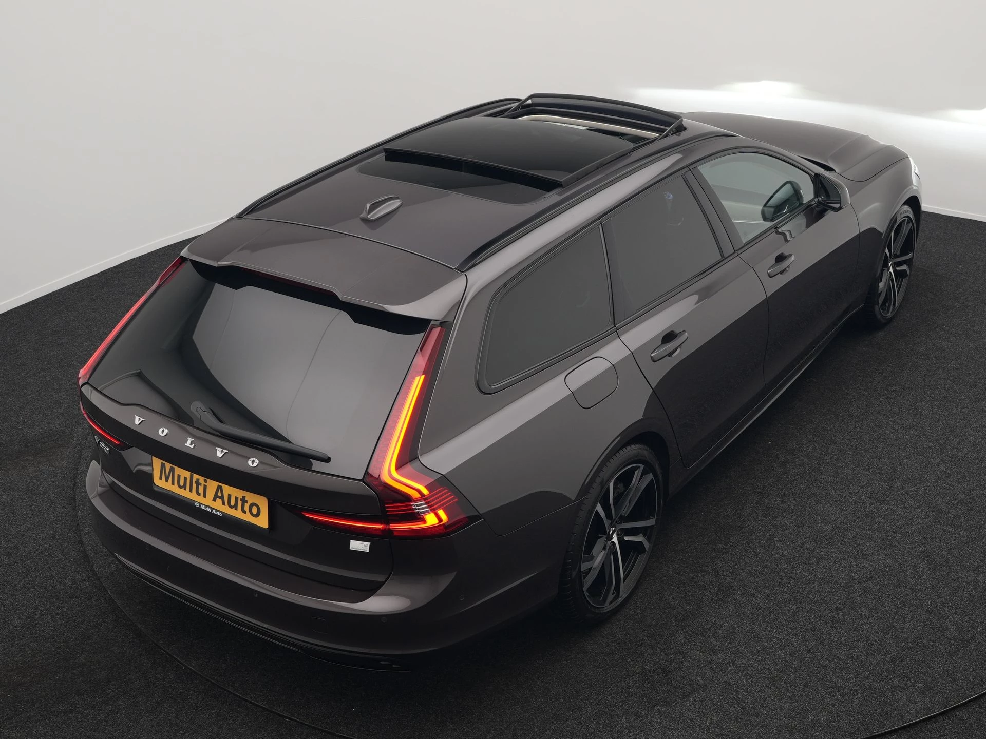 Hoofdafbeelding Volvo V90