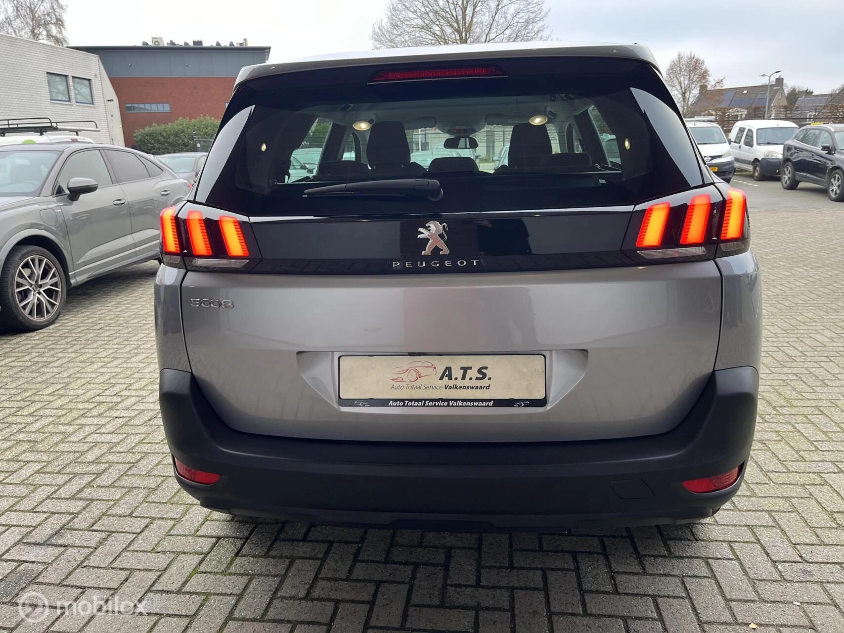Hoofdafbeelding Peugeot 5008