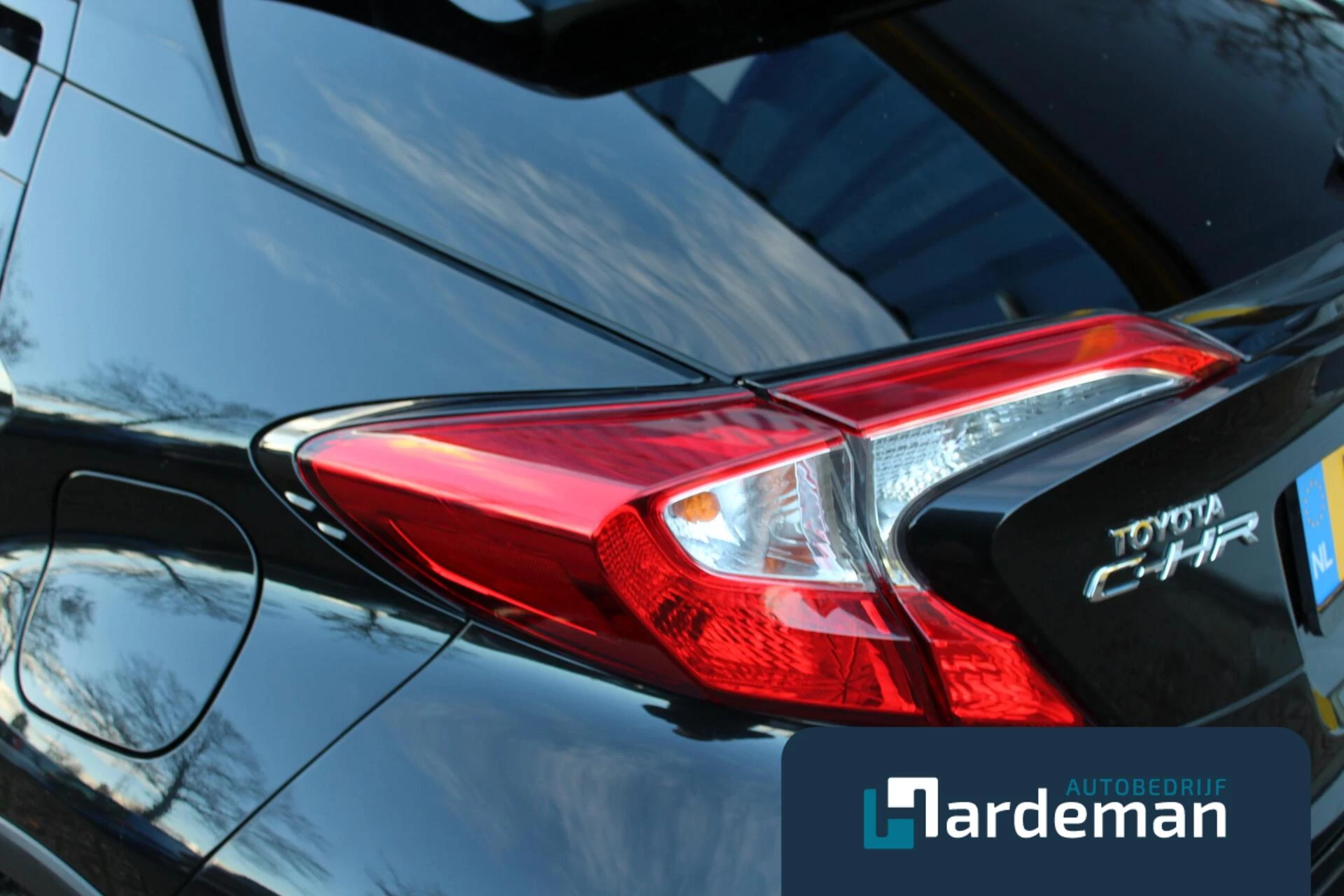 Hoofdafbeelding Toyota C-HR