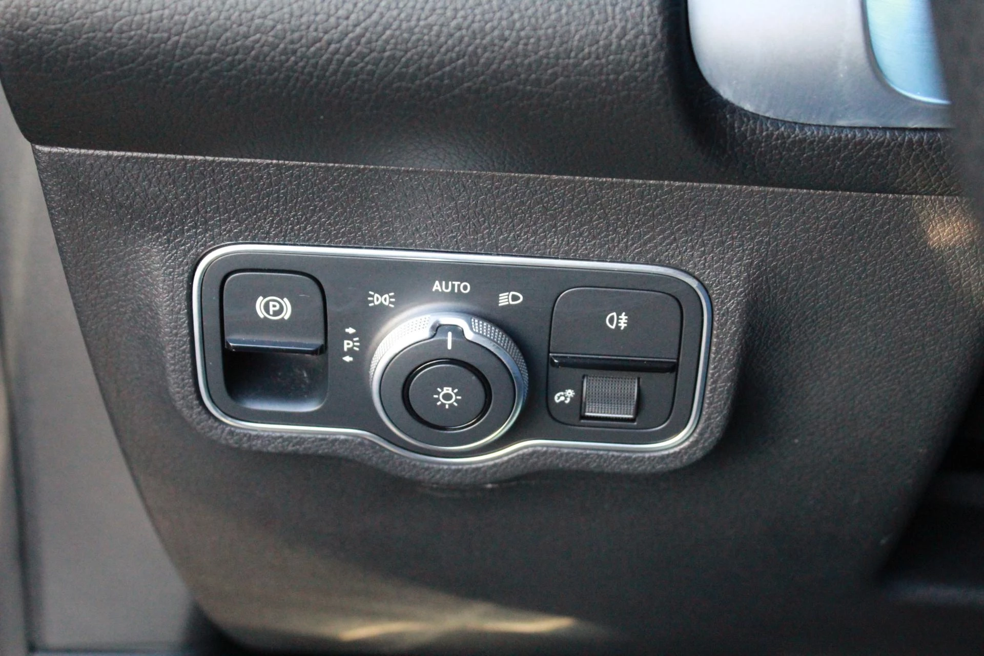 Hoofdafbeelding Mercedes-Benz EQB