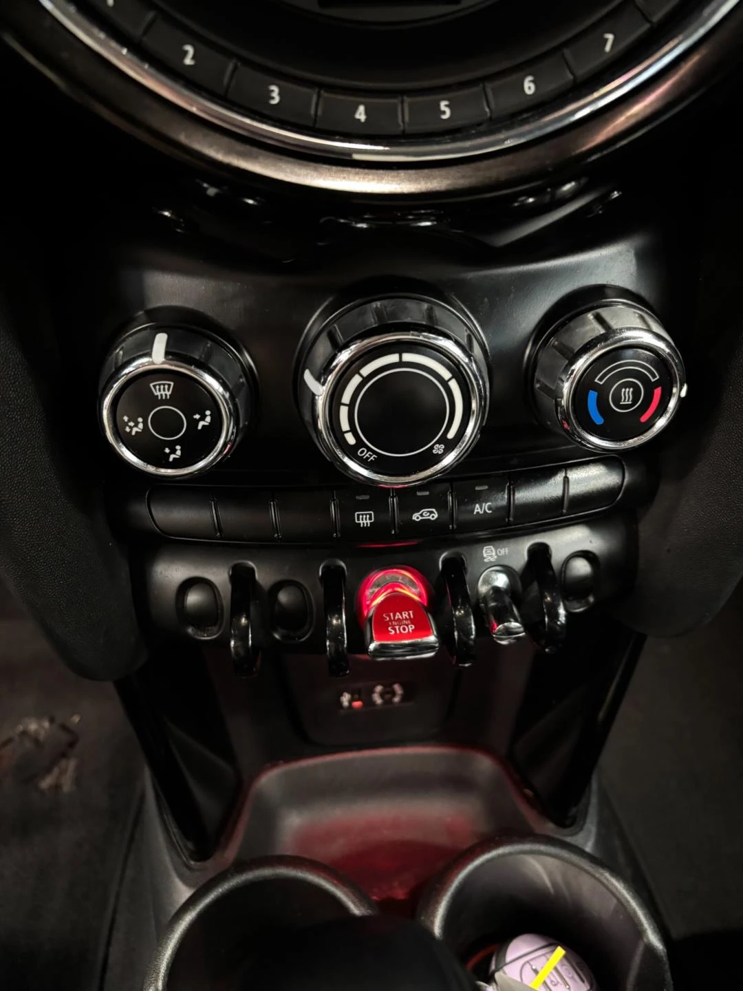 Hoofdafbeelding MINI One