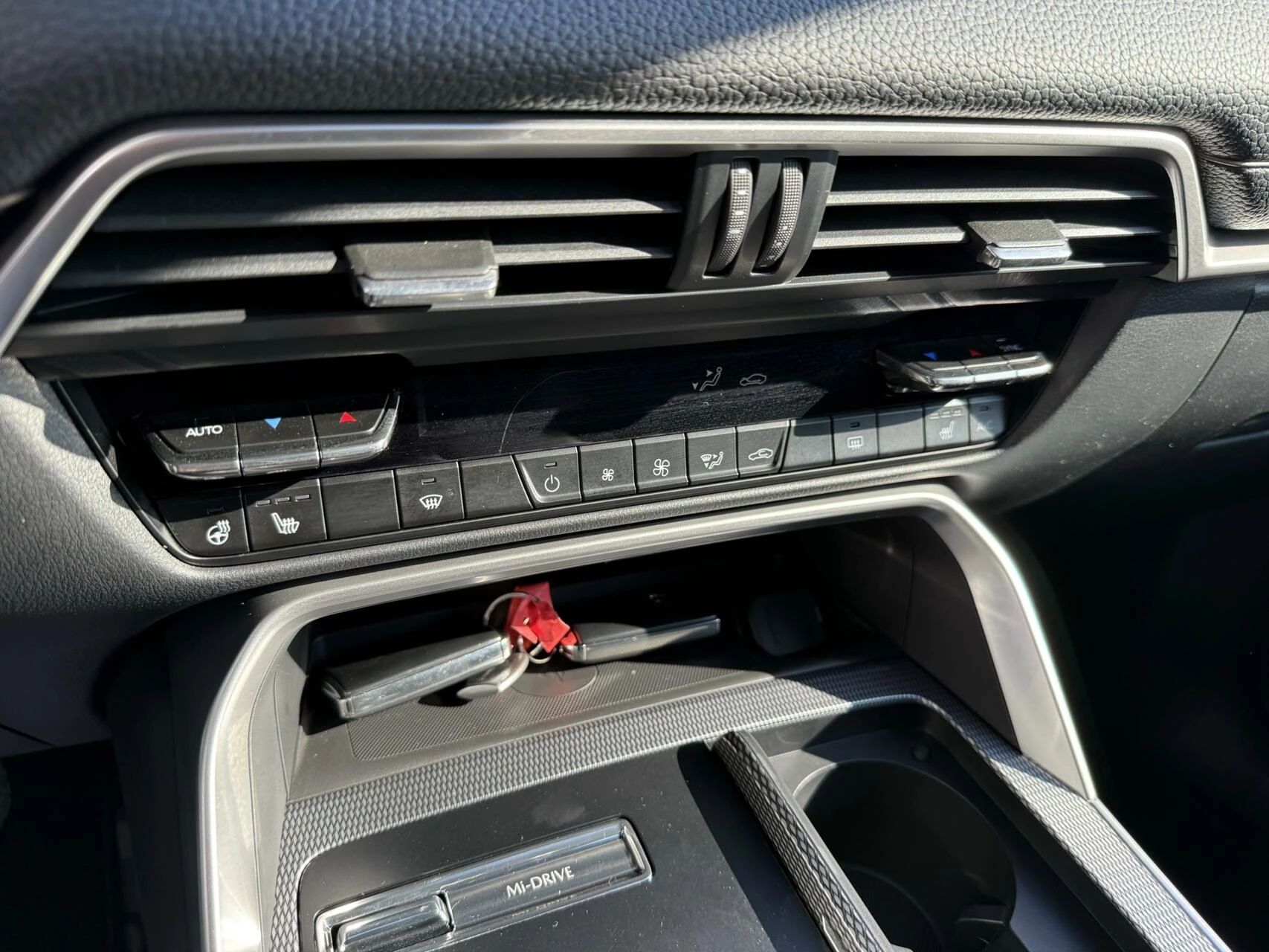 Hoofdafbeelding Mazda CX-60