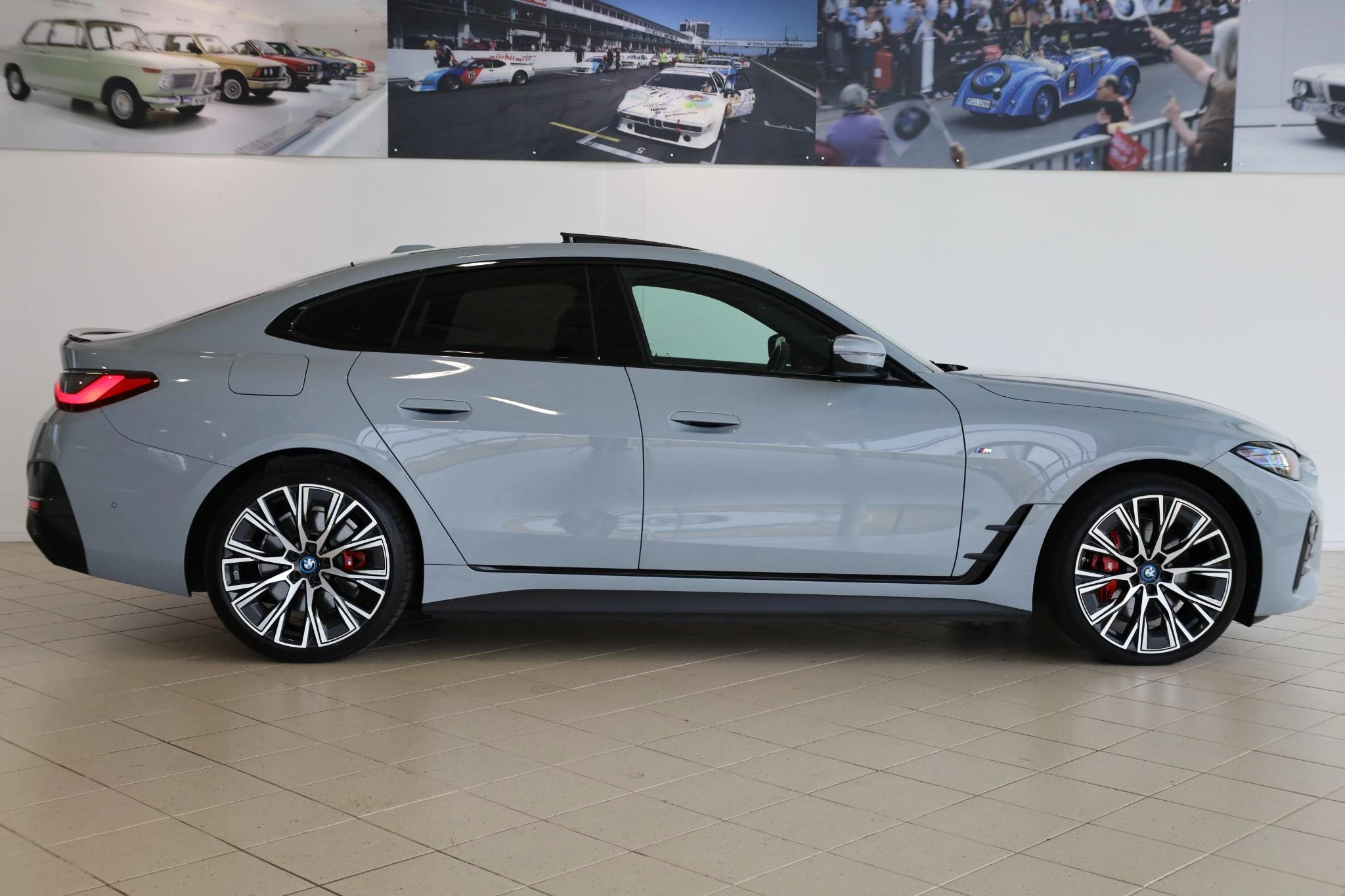 Hoofdafbeelding BMW i4