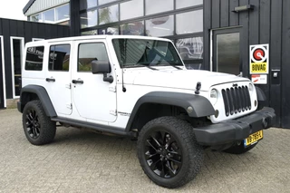 Hoofdafbeelding Jeep Wrangler Jeep Wrangler 2.8 CRD Sport | NL-Auto | MARGE | Grijs Kenteken | Camera | Trekhaak