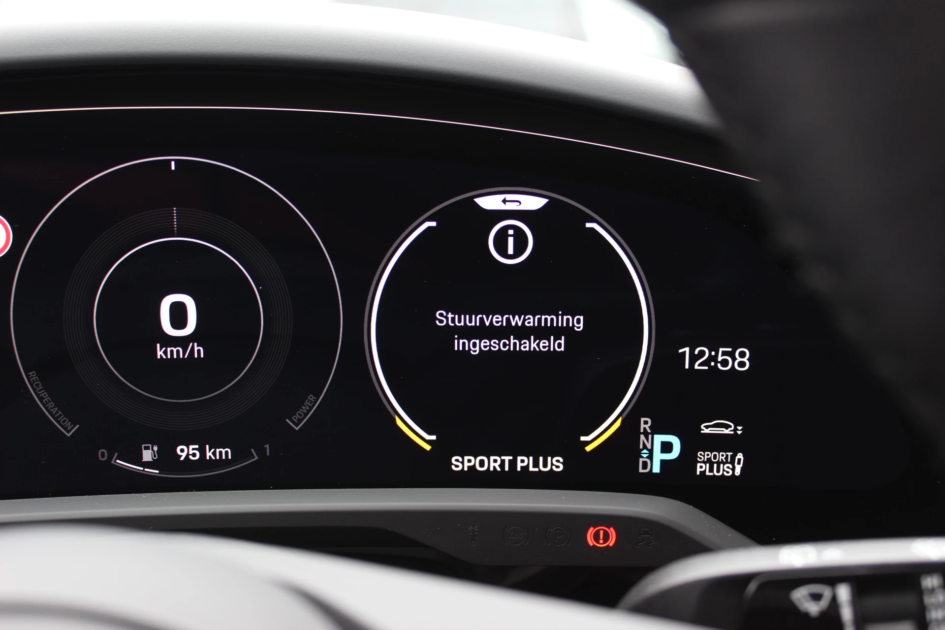 Hoofdafbeelding Porsche Taycan