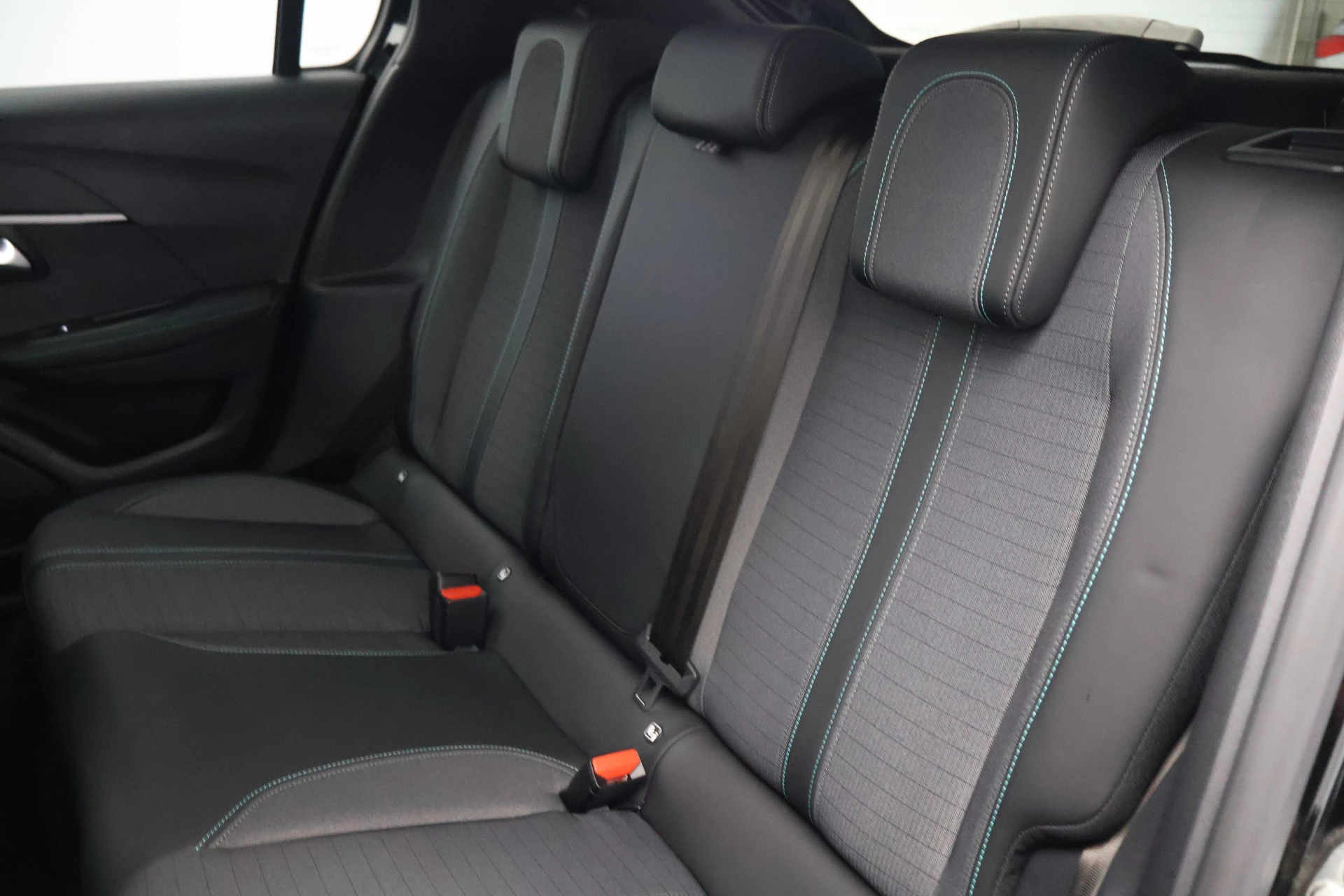 Hoofdafbeelding Peugeot e-208