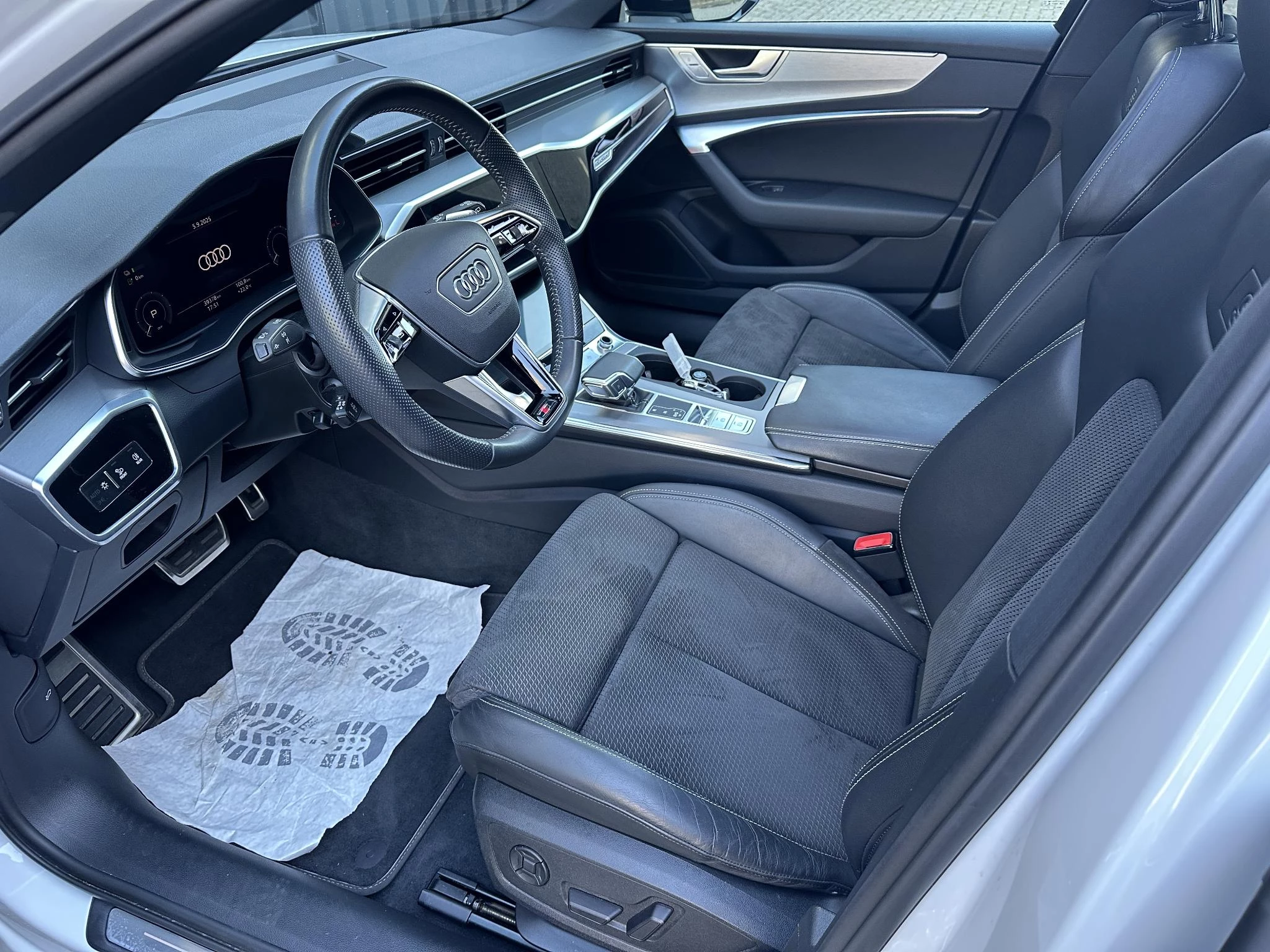 Hoofdafbeelding Audi A6