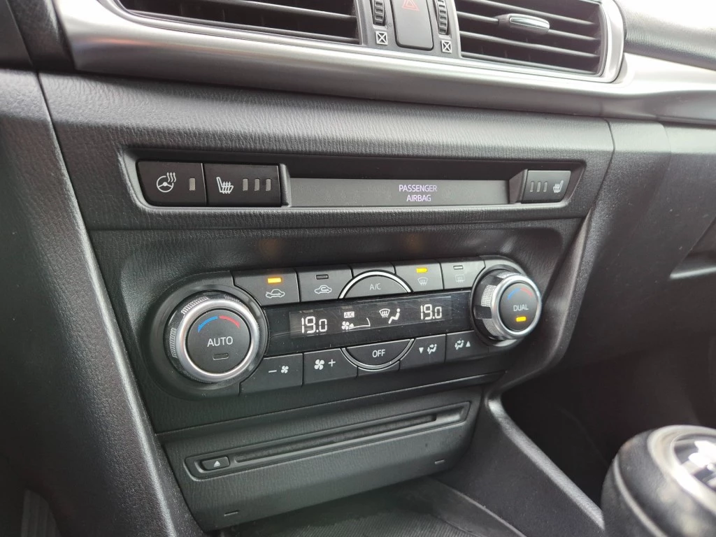 Hoofdafbeelding Mazda 3