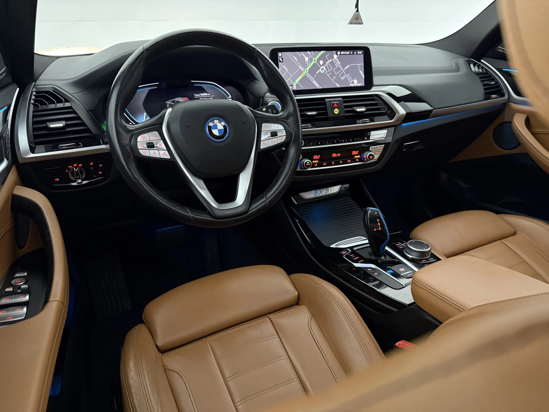 Hoofdafbeelding BMW iX3