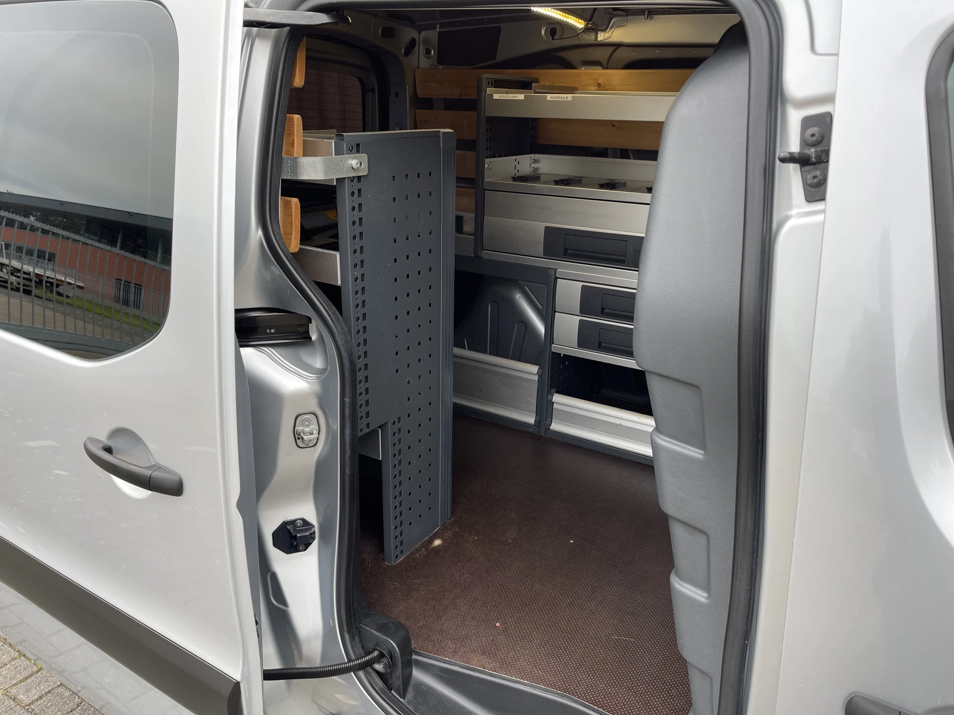 Hoofdafbeelding Peugeot Partner