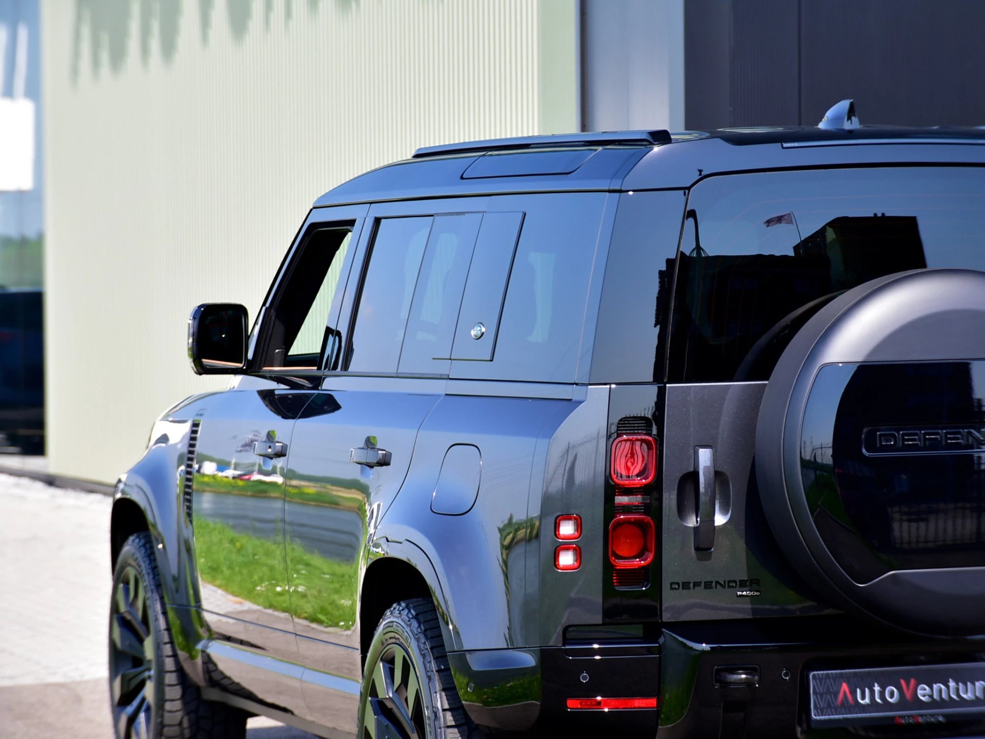 Hoofdafbeelding Land Rover Defender