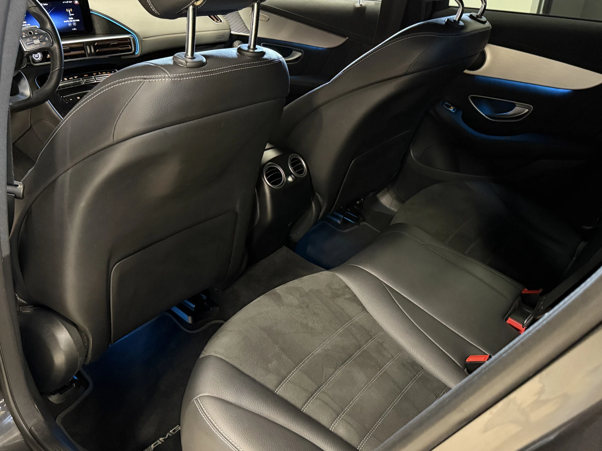 Hoofdafbeelding Mercedes-Benz EQC