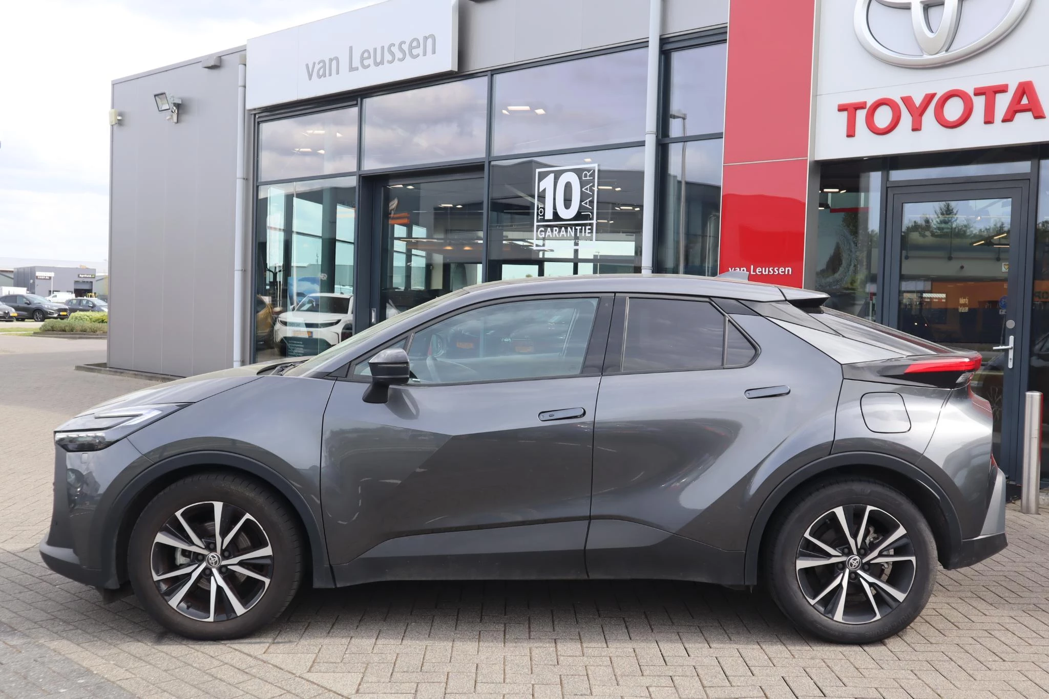 Hoofdafbeelding Toyota C-HR
