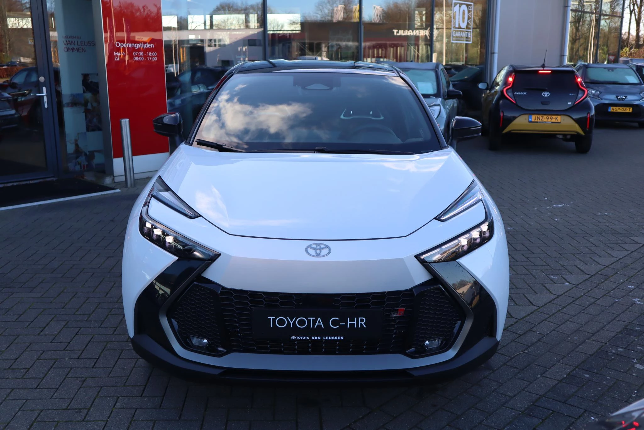Hoofdafbeelding Toyota C-HR