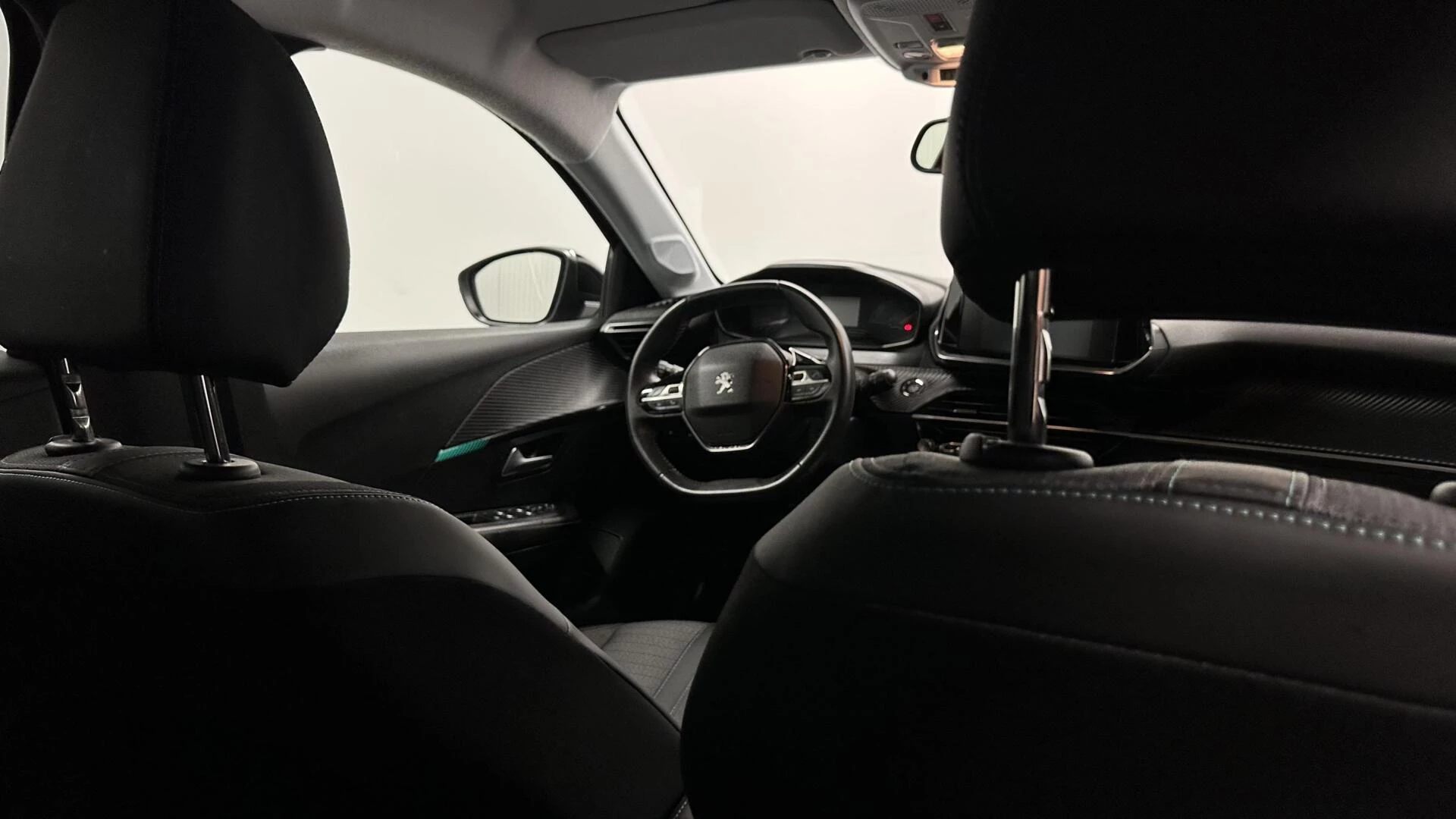 Hoofdafbeelding Peugeot e-208