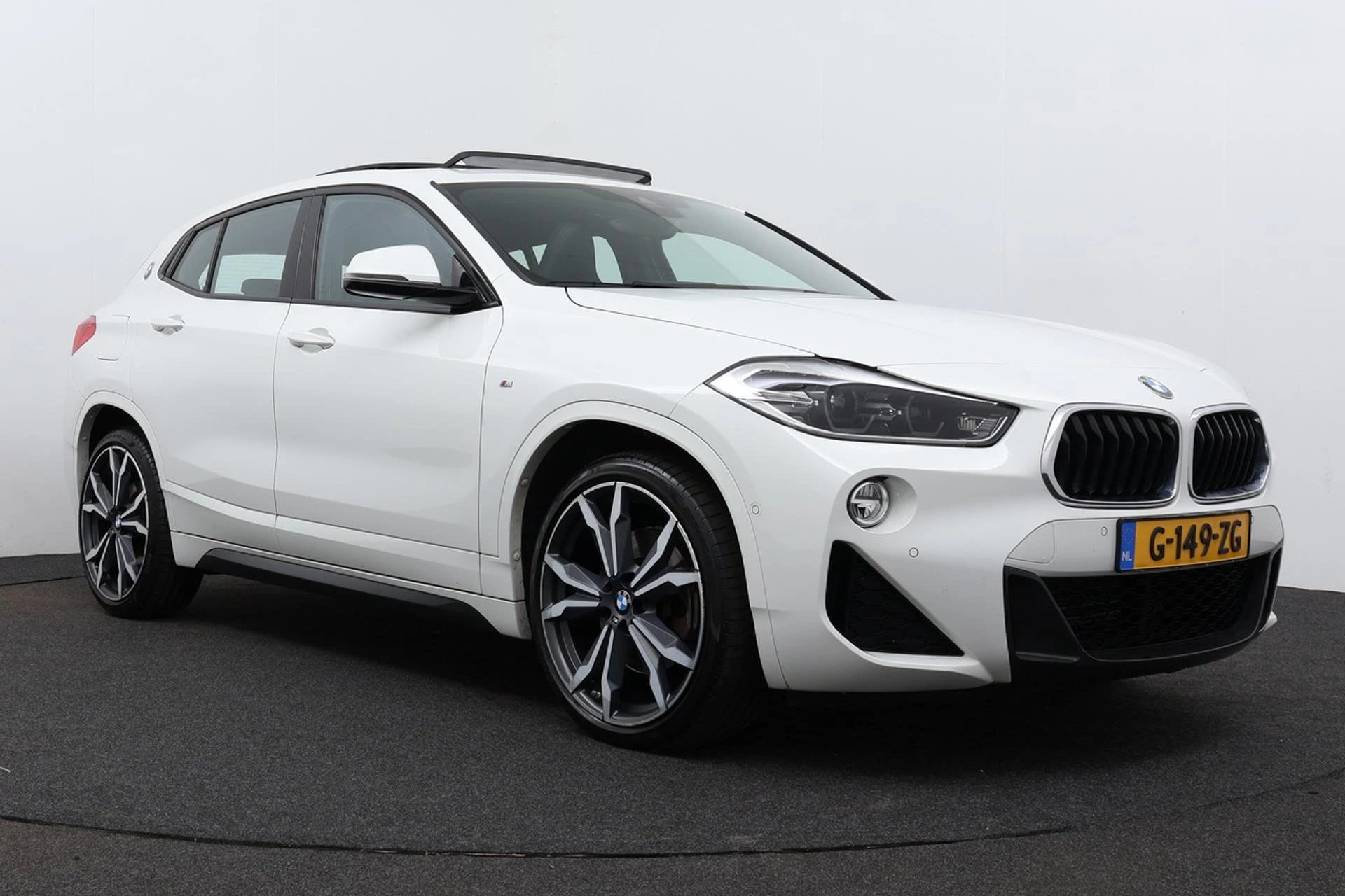 Hoofdafbeelding BMW X2