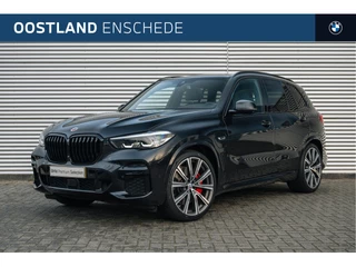 Hoofdafbeelding BMW X5 BMW X5 xDrive45e High Executive M Sport / Panoramadak / Adaptief onderstel / Soft-Close / Parking Assistant Plus / Head-Up / Harman Kardon / Stoelverwarming / Live Cockpit Professional