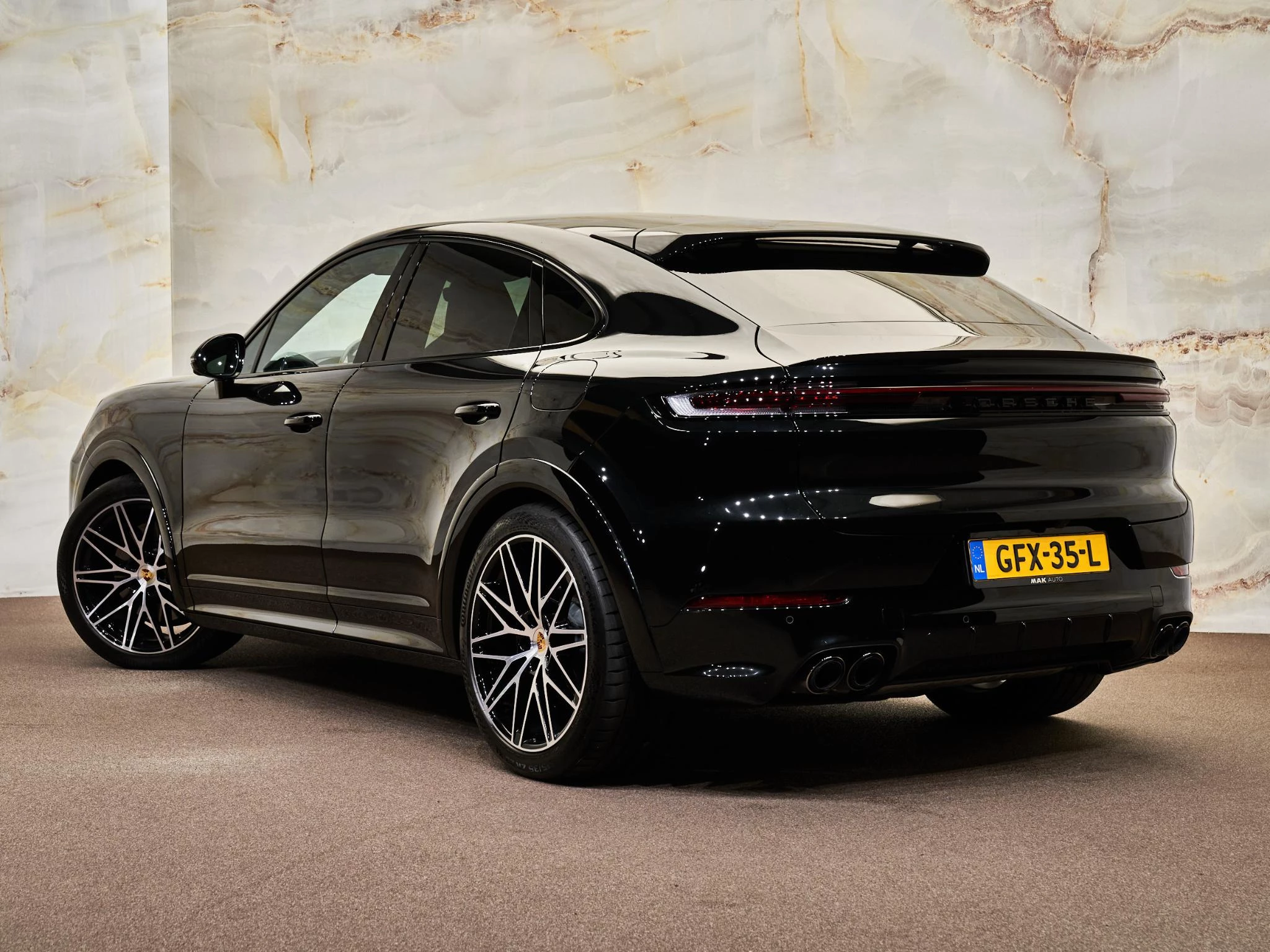 Hoofdafbeelding Porsche Cayenne