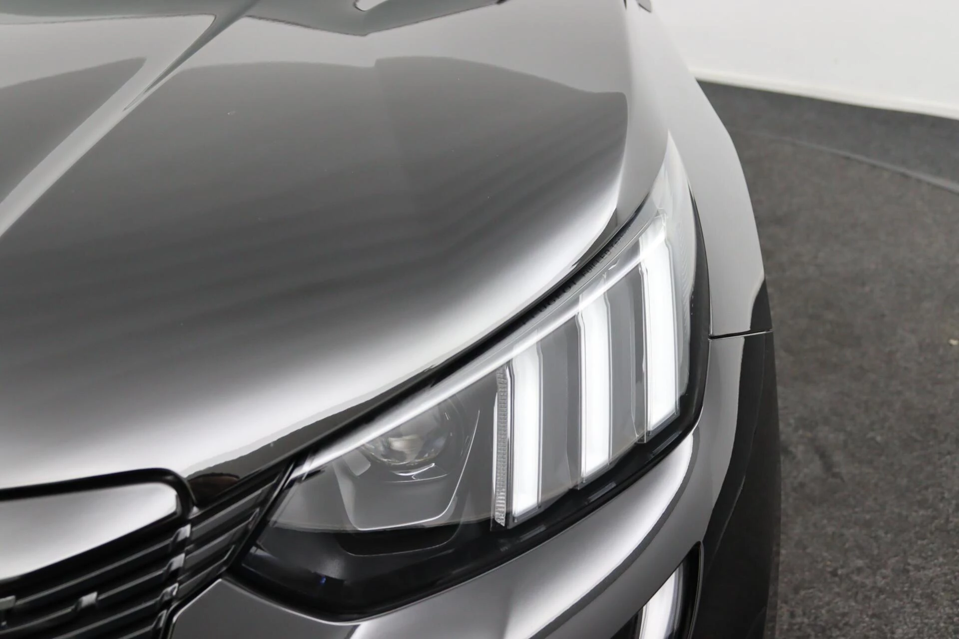 Hoofdafbeelding Peugeot e-2008