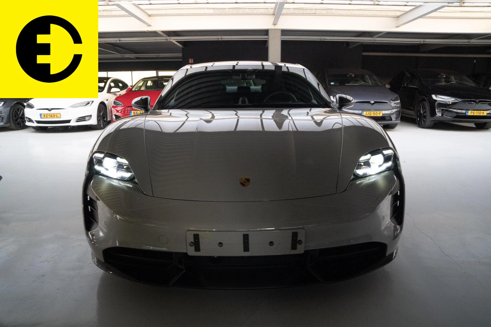 Hoofdafbeelding Porsche Taycan