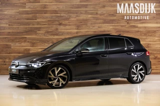 Volkswagen Golf 1.5 eTSI R-Line|Trekhaak|Pano|Blackline|ACC|